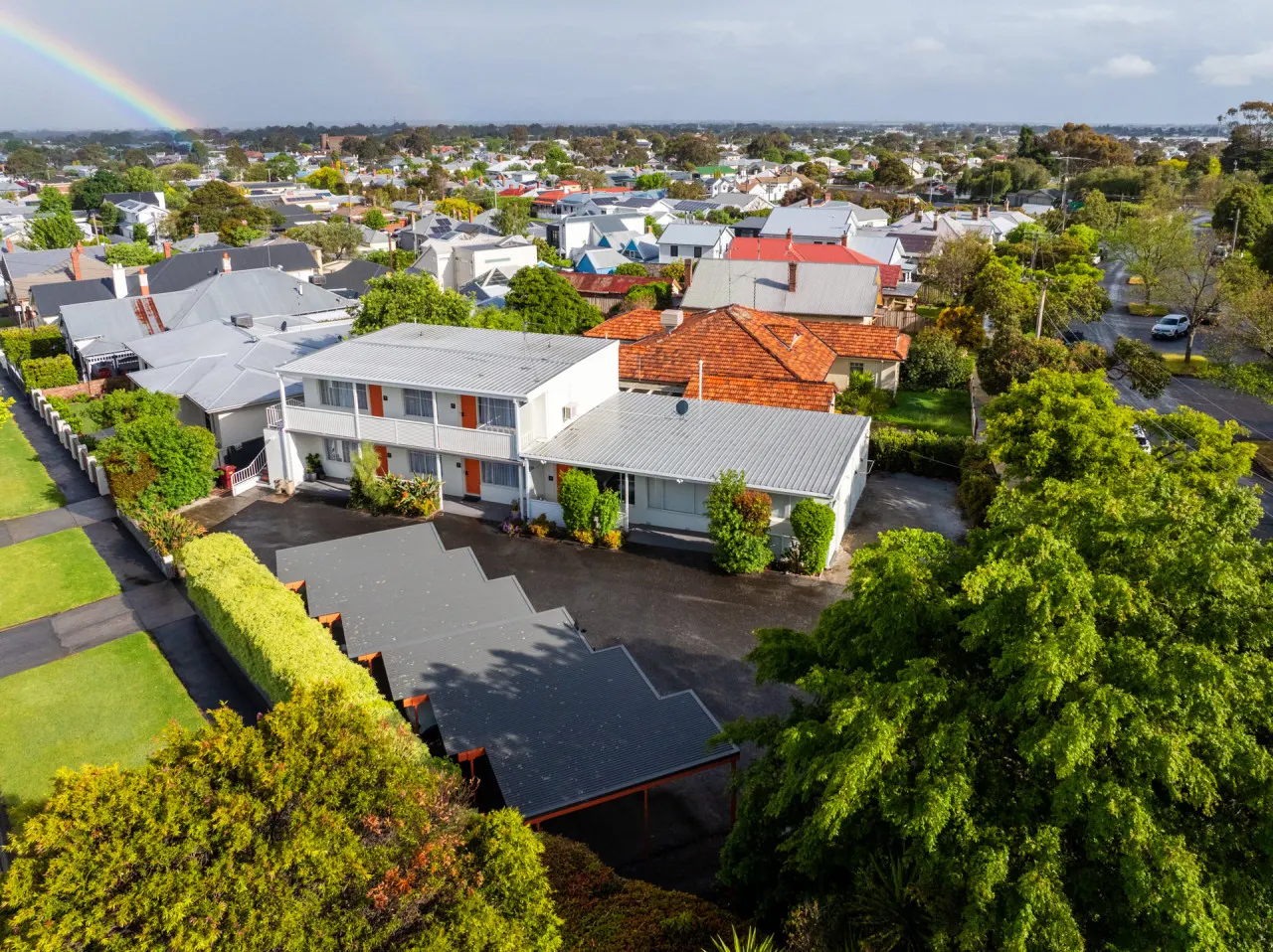 1BR Apartment Opposite Geelong Hospital 9