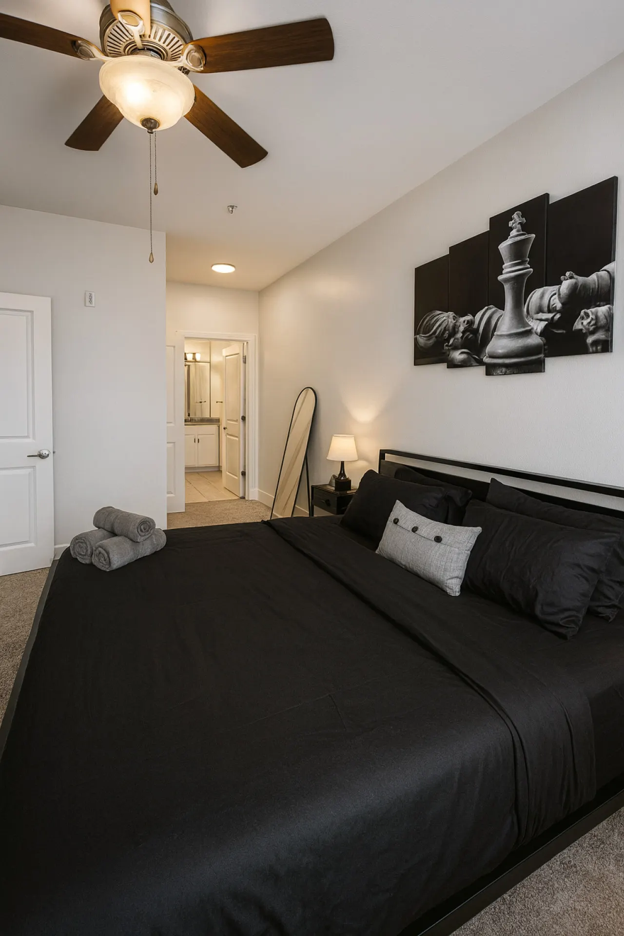 Across from UAB Spacious 2BR Retreat 3a 15