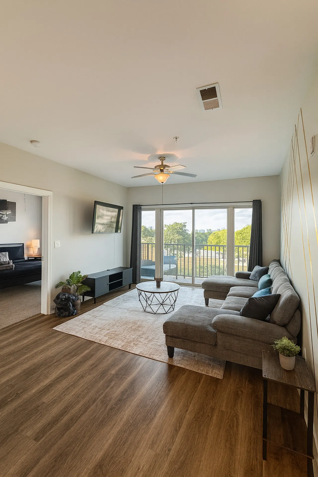Across from UAB Spacious 2BR Retreat 3a 5