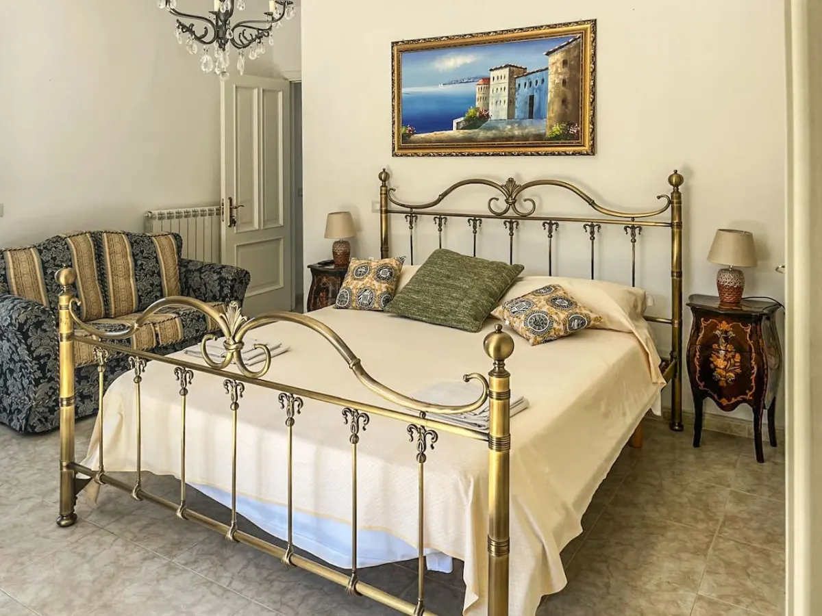 Hssoverato - Camera Matrimoniale con Bagno Privato Interno — photo 2