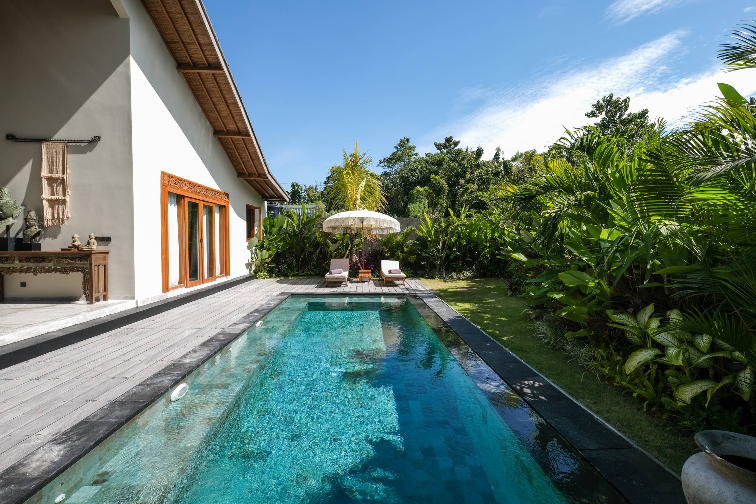 Villa Kikaa: Semi-Open Concept with Balinese Twist 27