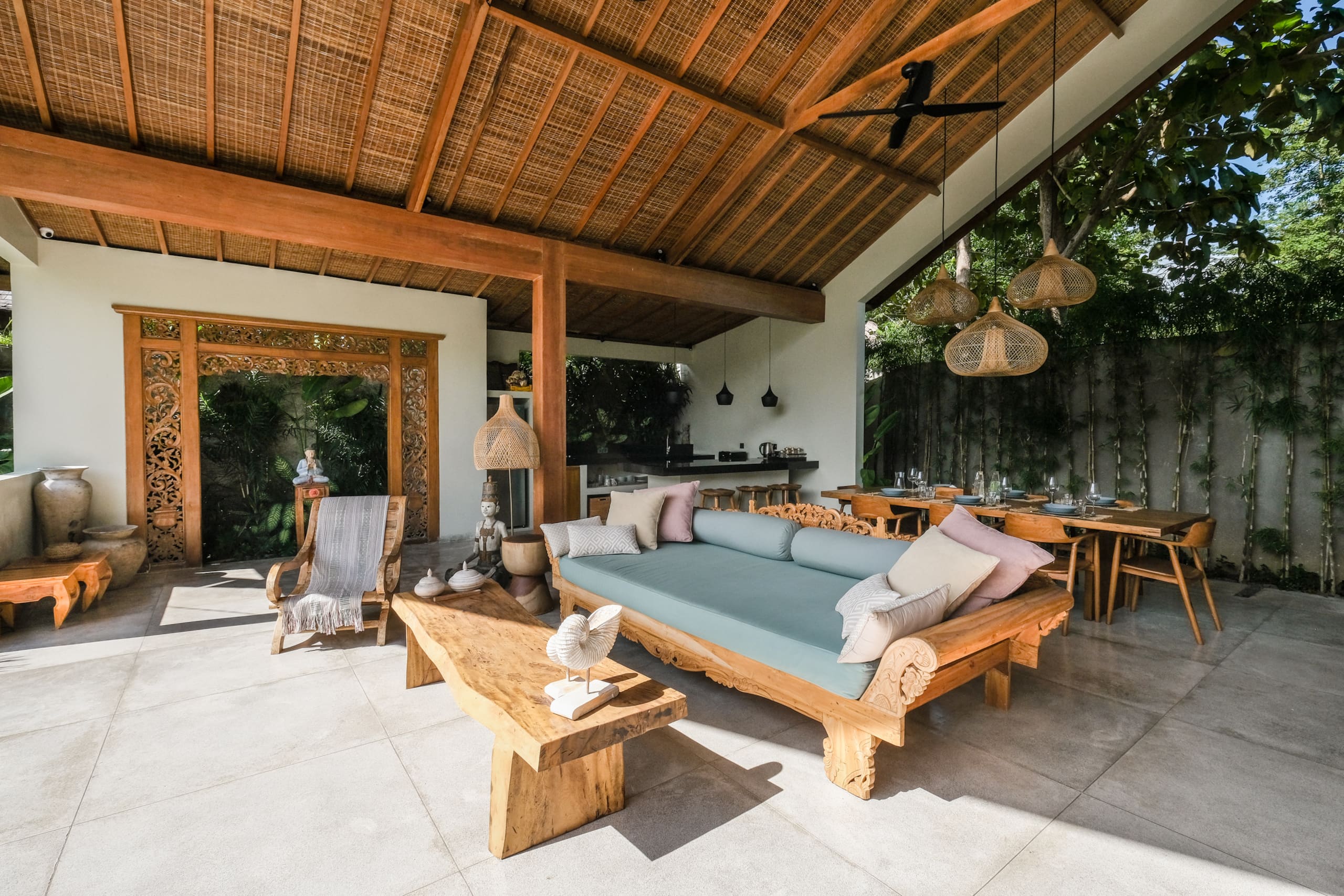 Villa Kikaa: Semi-Open Concept with Balinese Twist 8