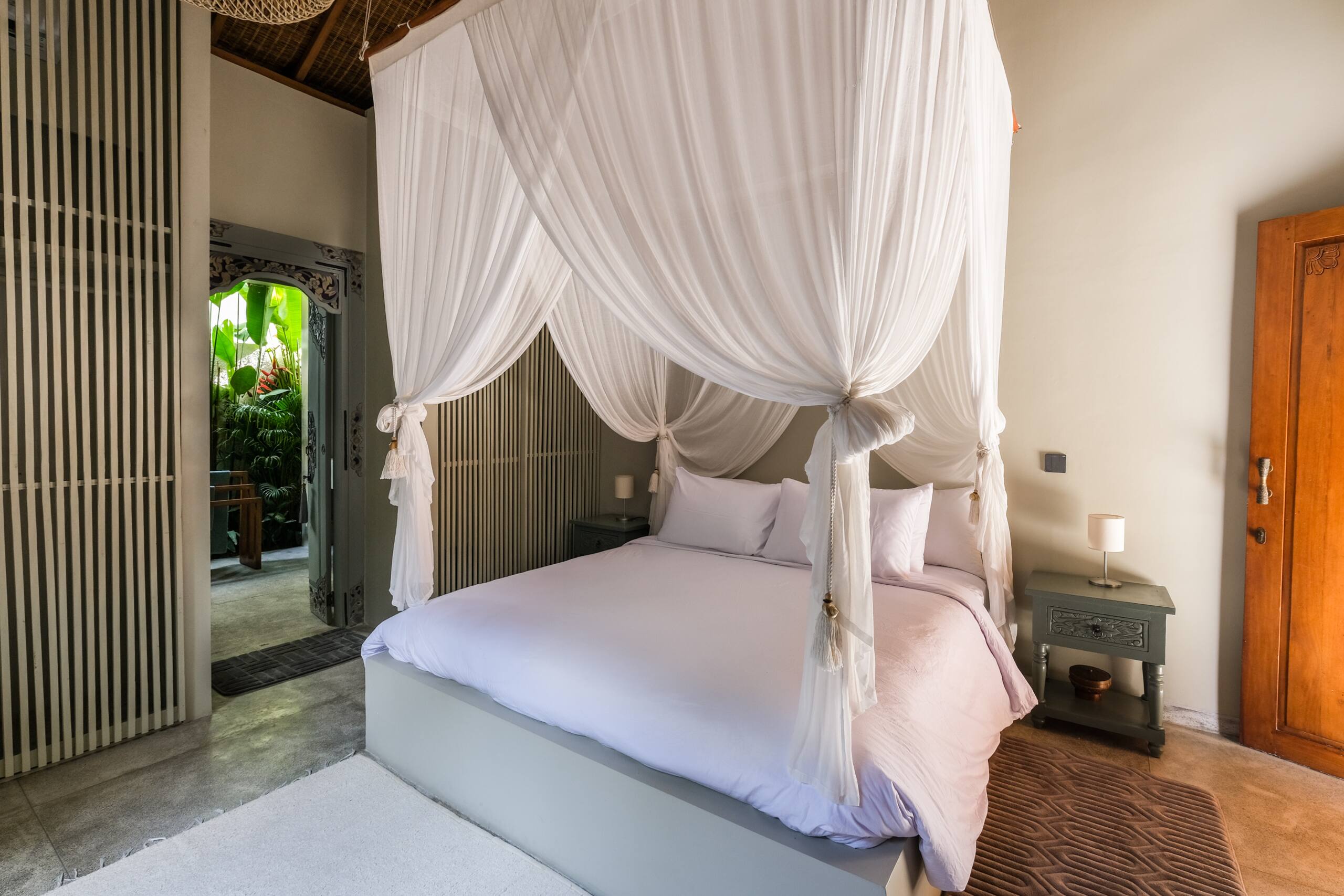 Villa Kikaa: Semi-Open Concept with Balinese Twist 9