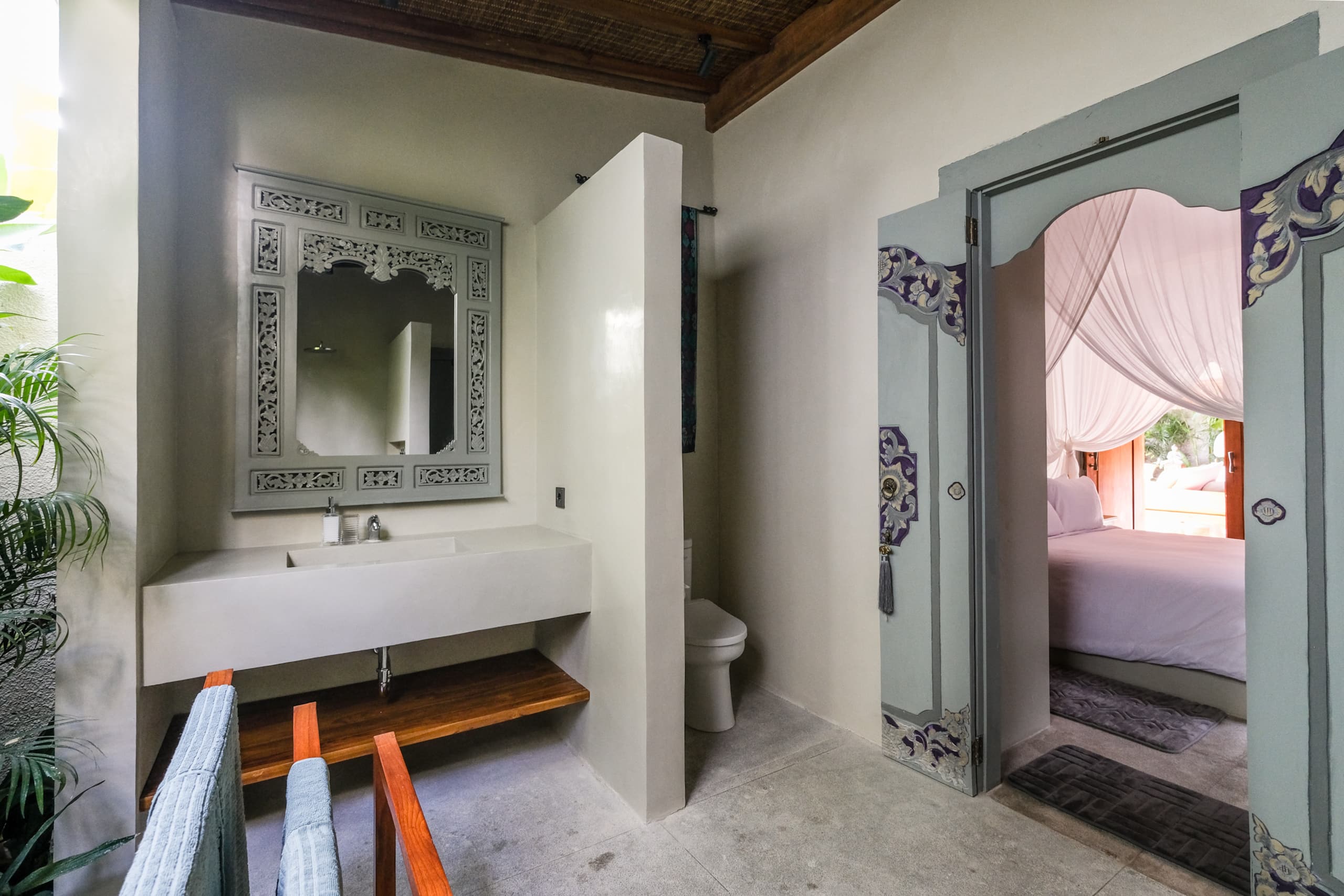 Villa Kikaa: Semi-Open Concept with Balinese Twist 28