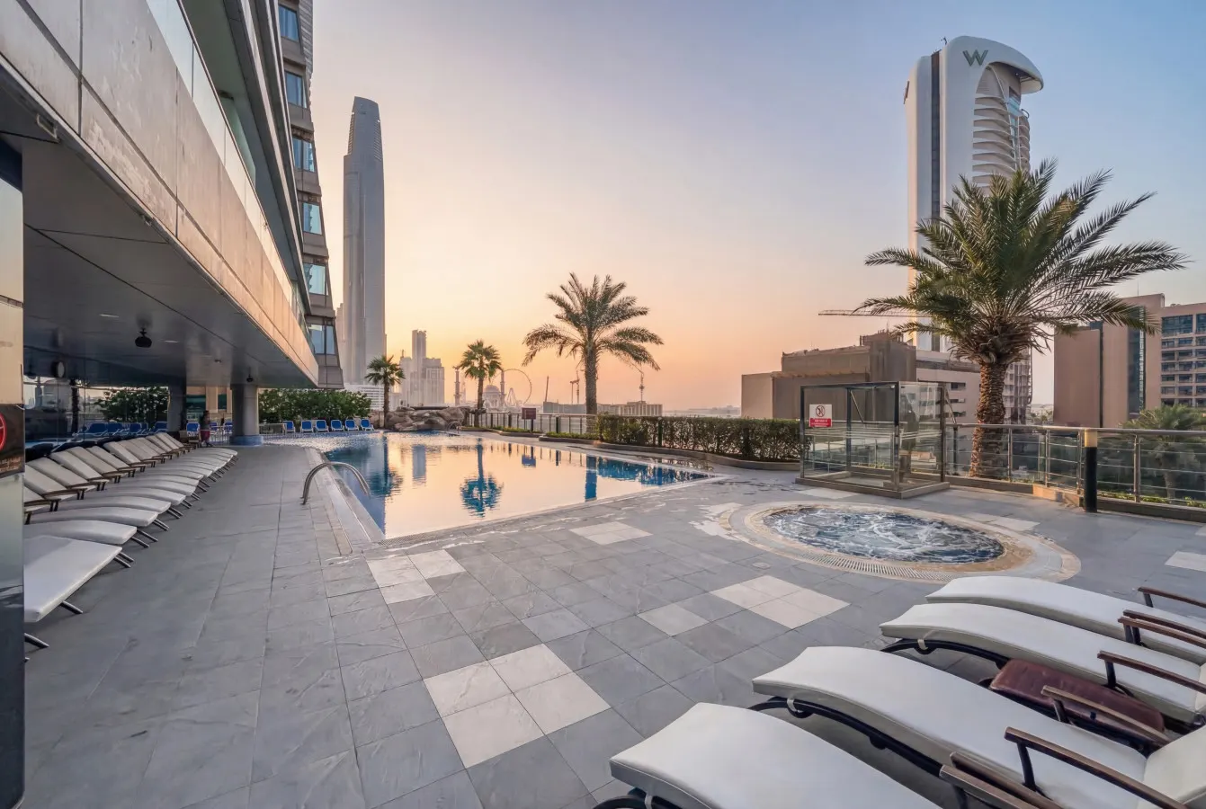 Modern Apartment with Panoramic Sea Views 19