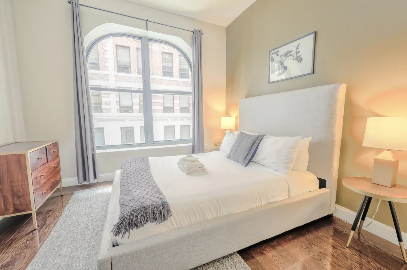 2br/2ba FIDI Apt Keyless Entry Walk anywhere! 10