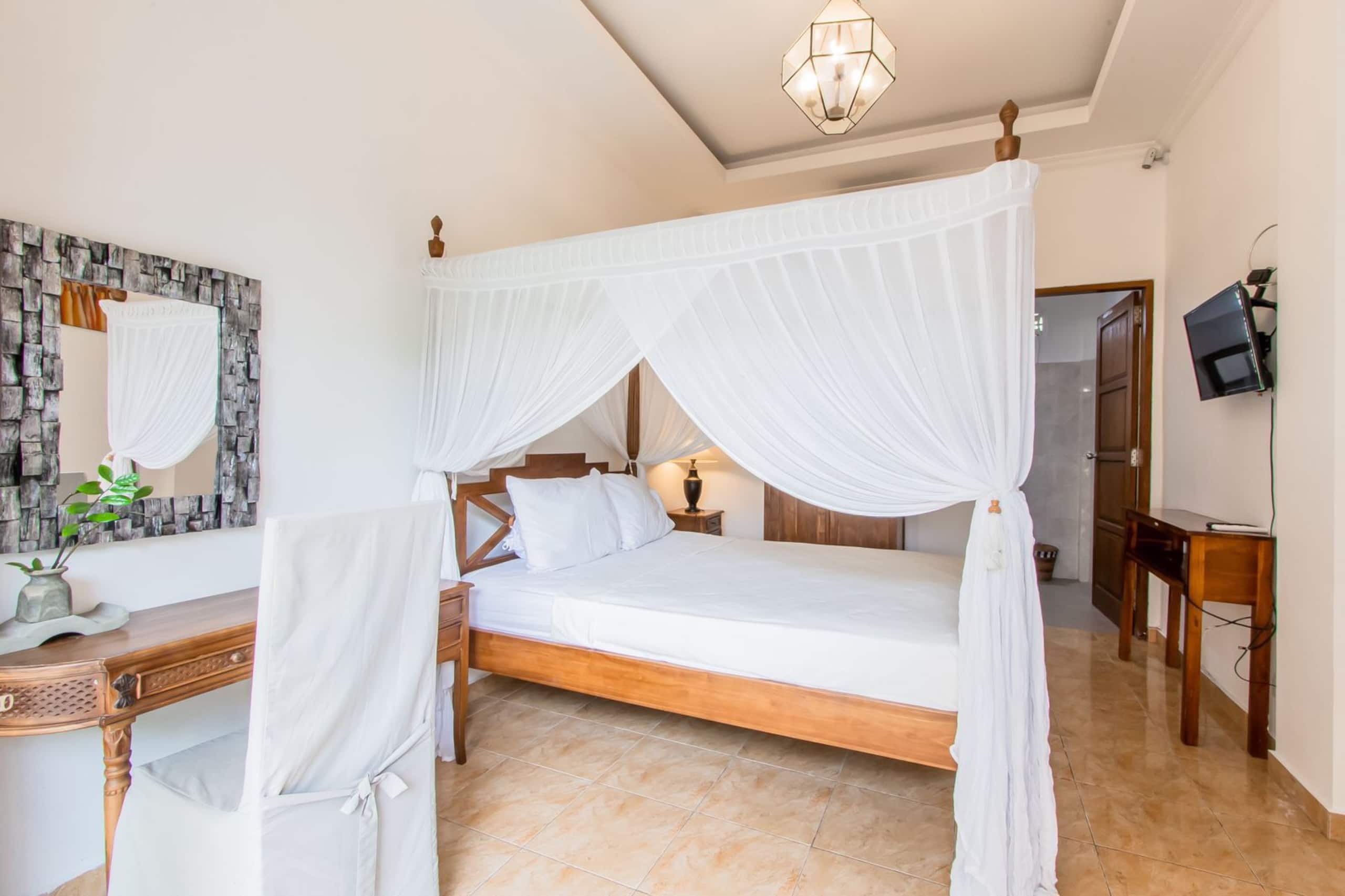 6 BR Tropical Villa with Ocean View in Jimbaran 14