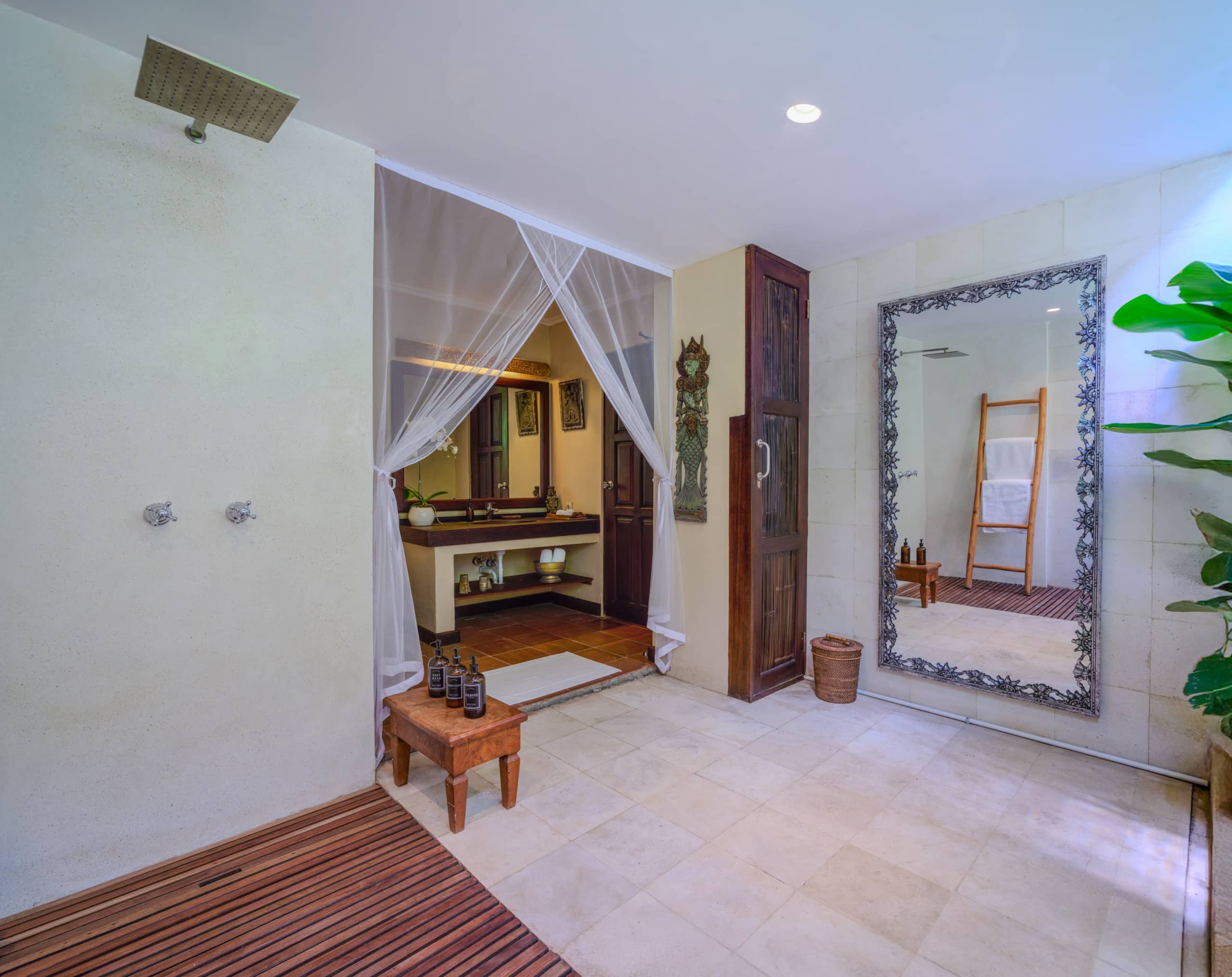 Legendary Seminyak 4BR • 16m pool villa 23