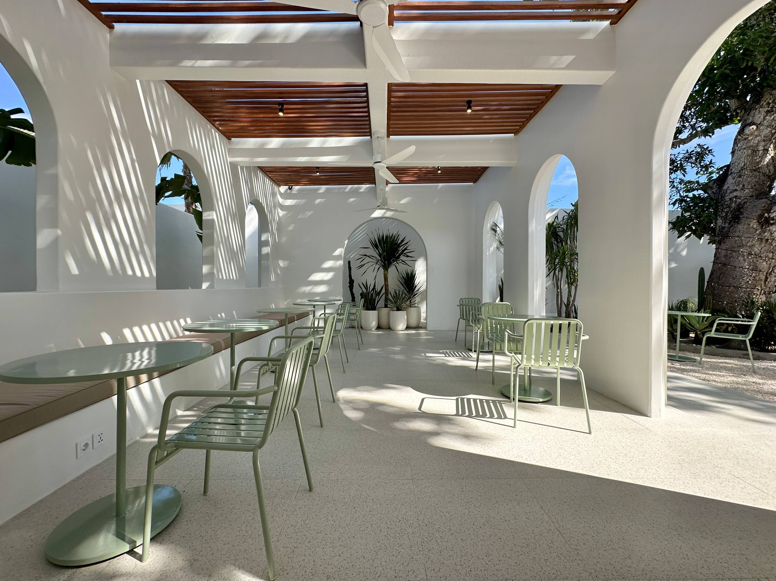 The Young Villas: Spacious 1 Br Villa in Bingin 13