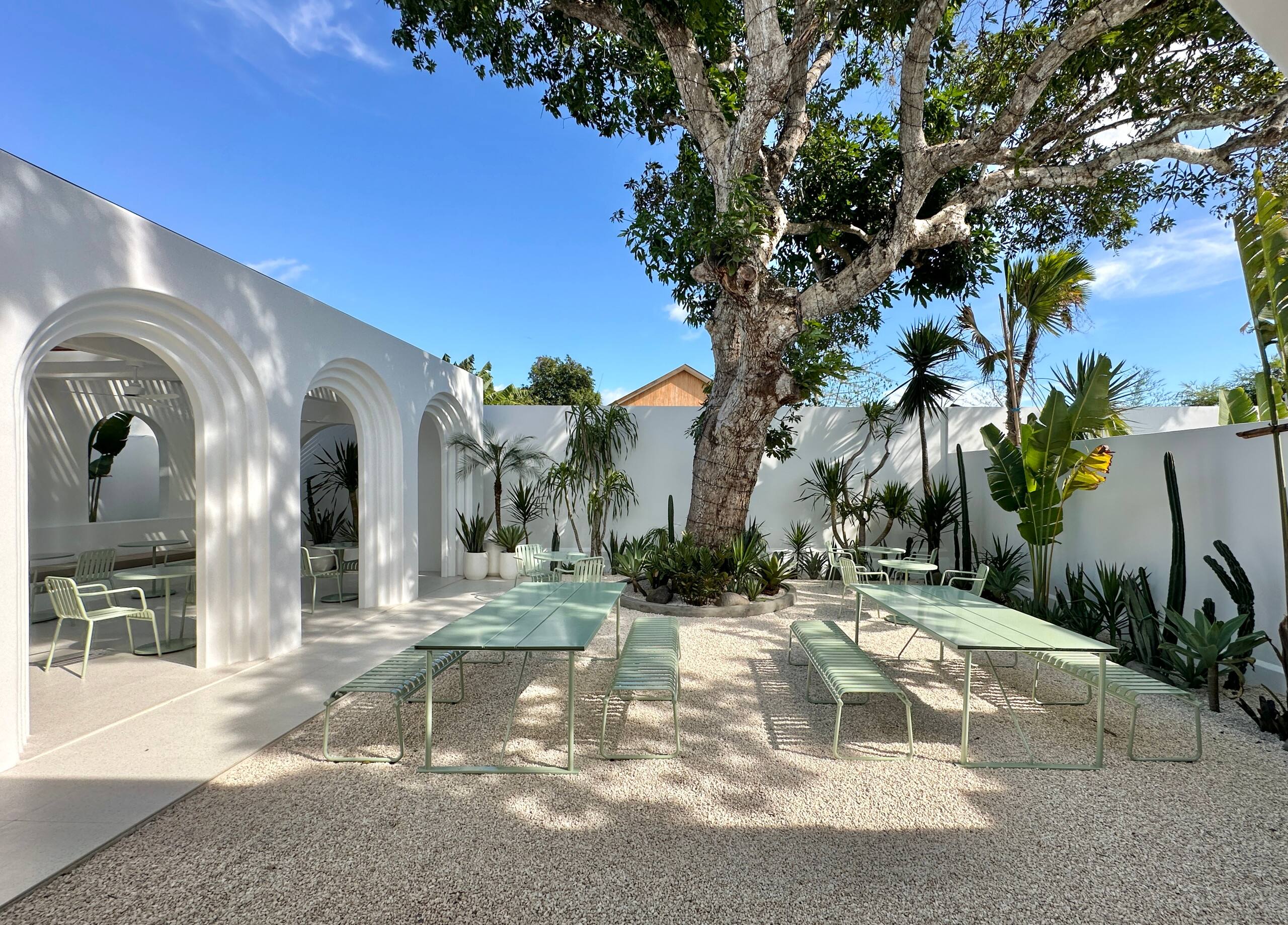 The Young Villas: Spacious 1 Br Villa in Bingin 15