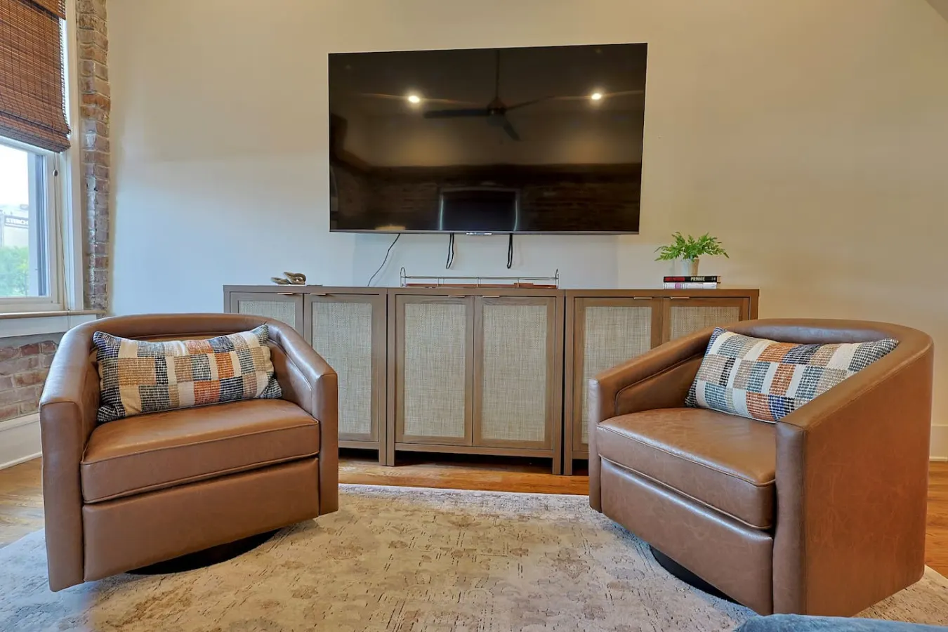 Luxury Townhome Walkable to Old City & DT Knox 14