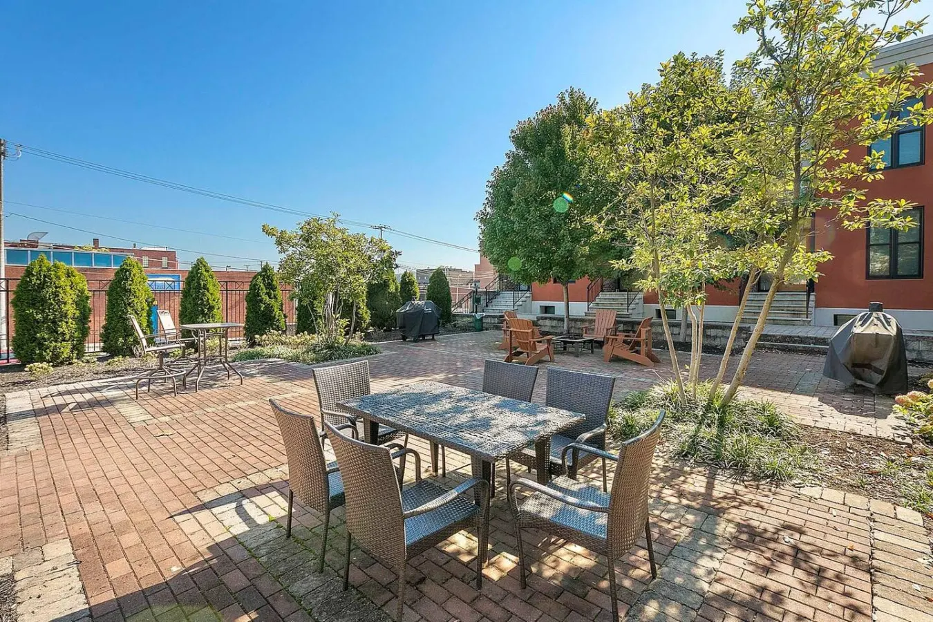 Luxury Townhome Walkable to Old City & DT Knox 6