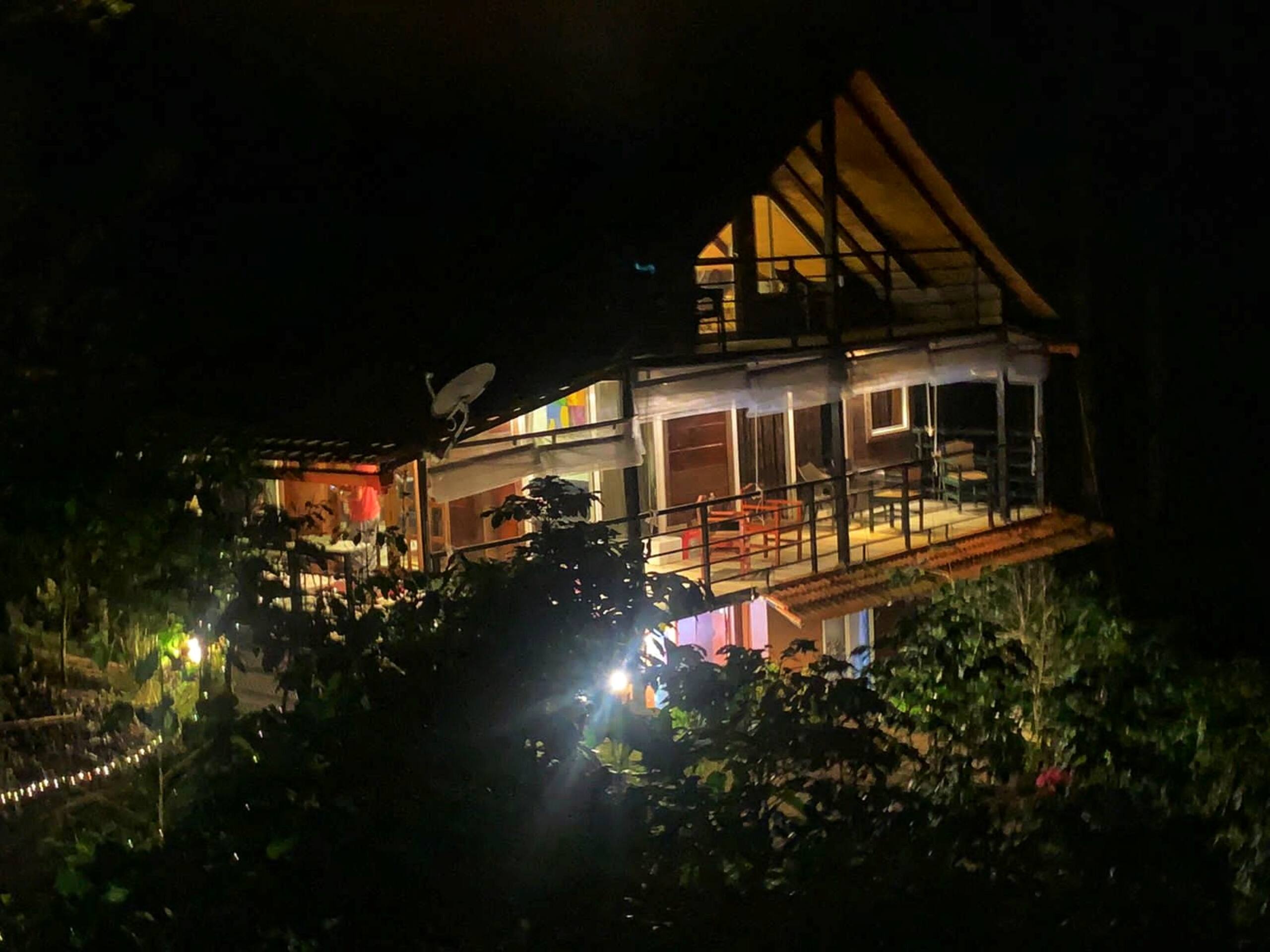Woodpecker Estate-Wooden villa, mountain view 25