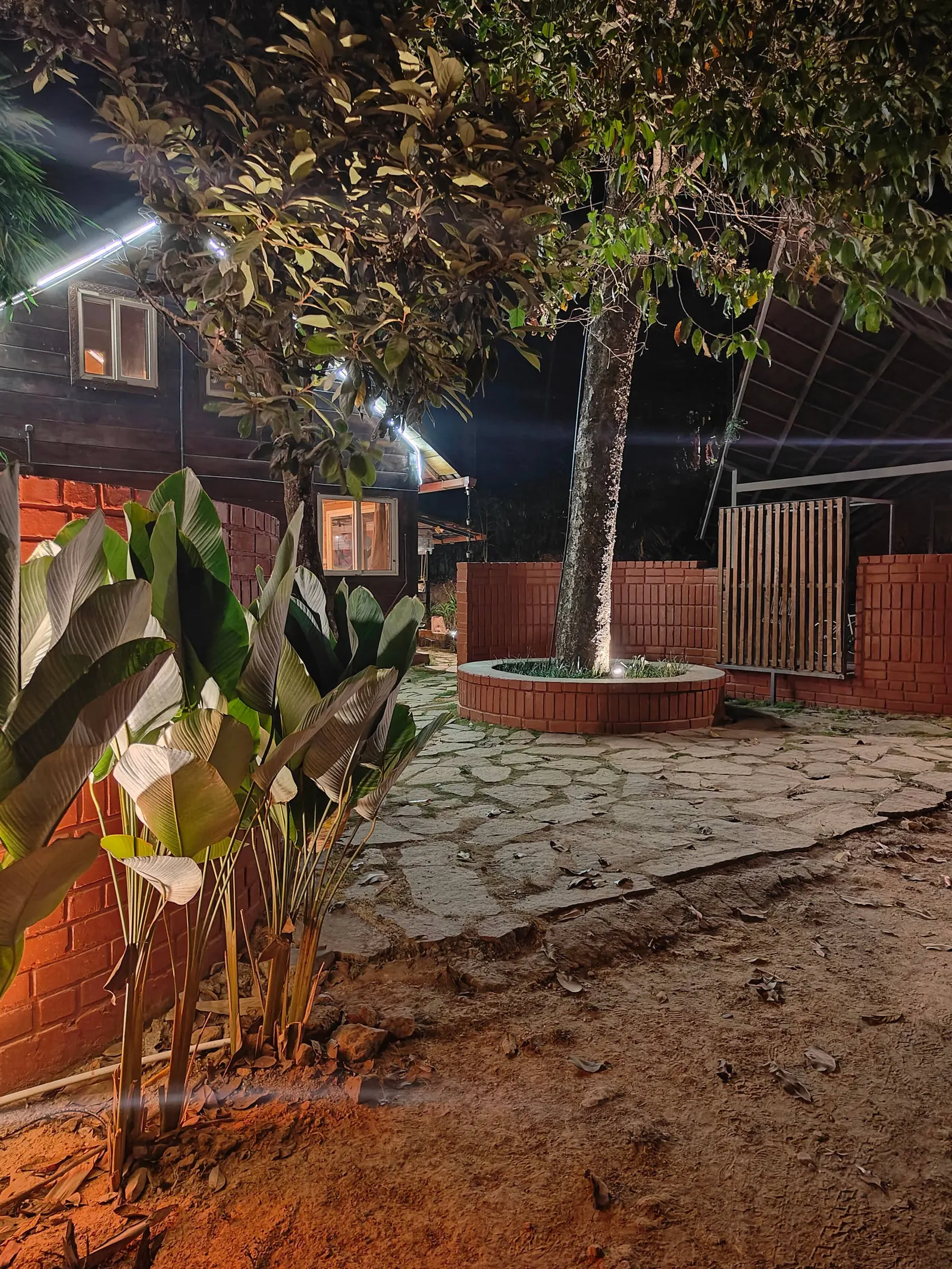 Woodpecker Estate-Wooden villa, mountain view 31