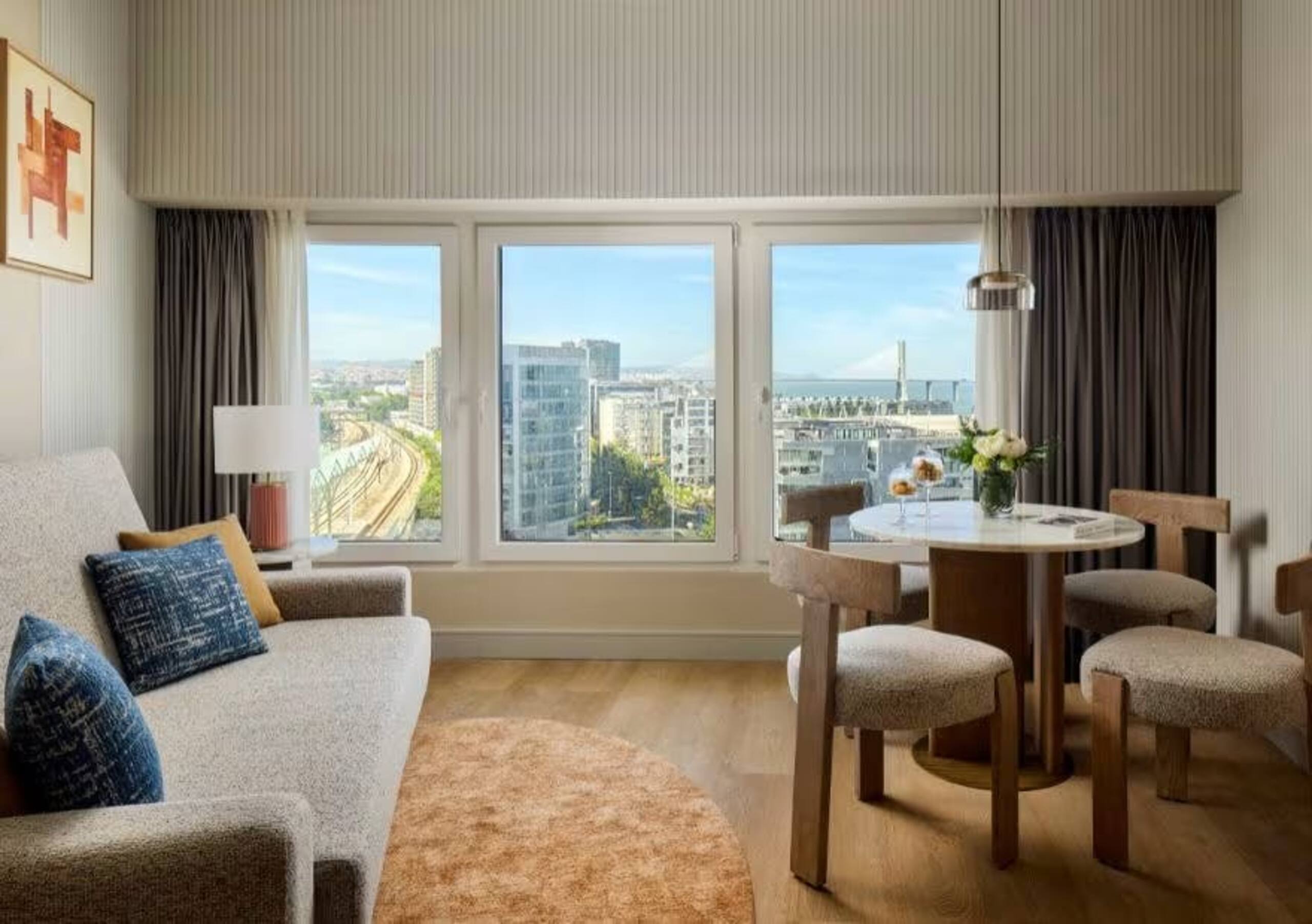 Tivoli Oriente Lisboa Hotel, Junior Suite with Ri 3