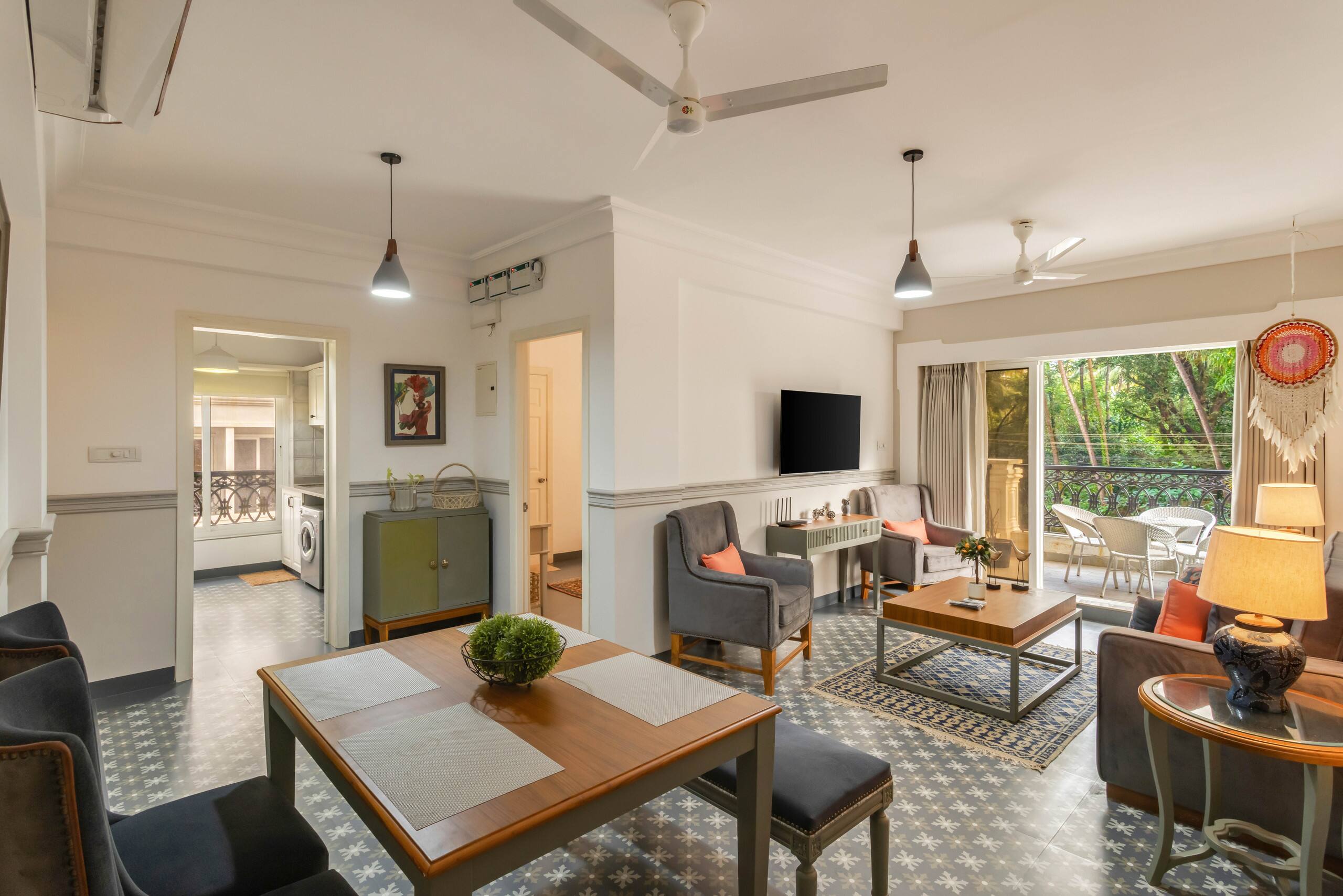 Pristine 2BHK | Rooftop Pool & Gym | 2min to Beach 11
