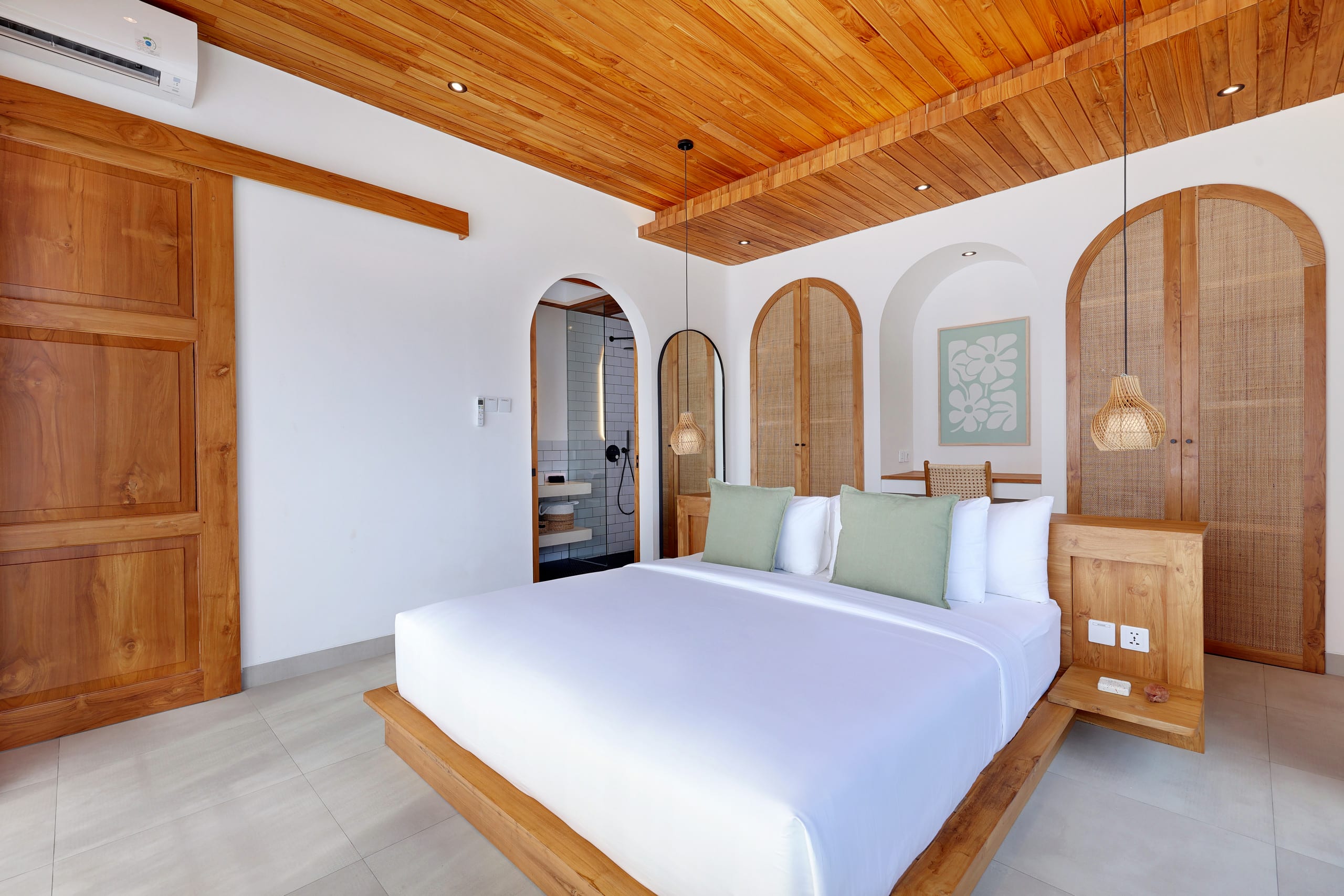 Quiet Canggu Villa Enclosed Living Private Parking 10
