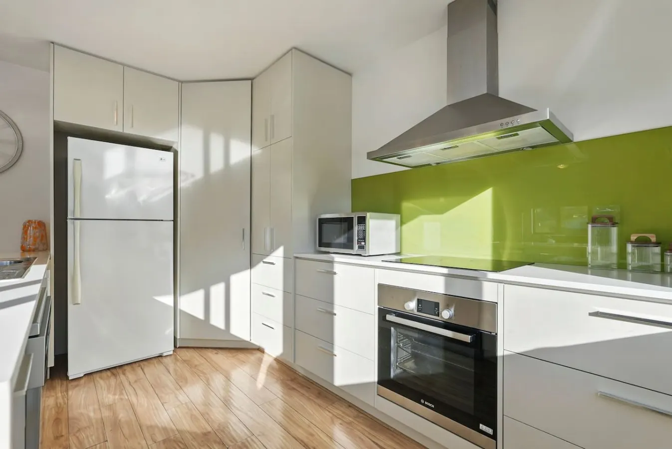 Spacious Home, Modern Kitchen With Parking 10