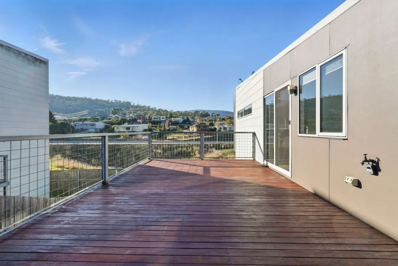 Spacious Home, Modern Kitchen With Parking 12