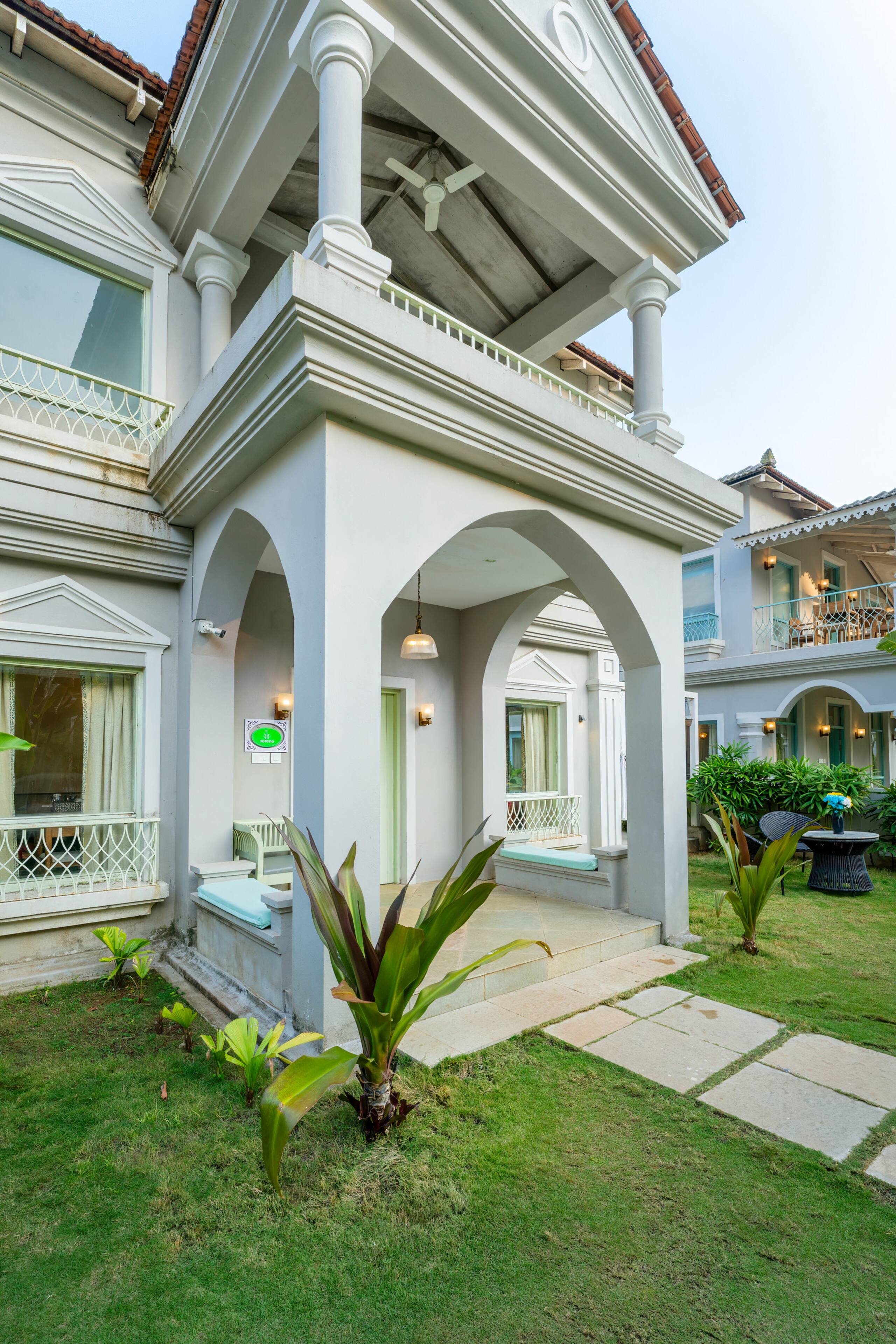 Sereno Satori 3bhk bali theme villa w/private pool 40