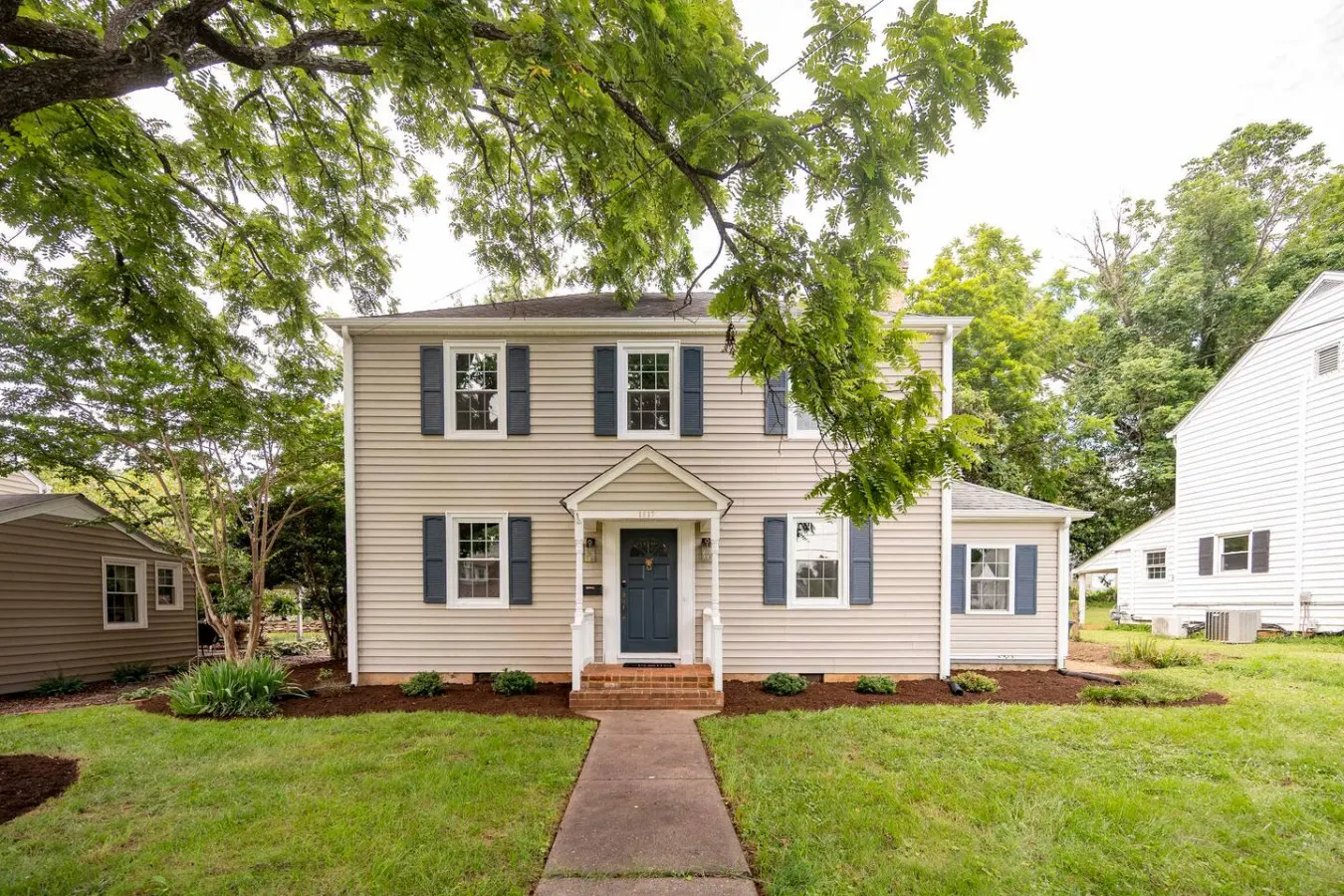 Beautiful 3 Bedroom Escape 3