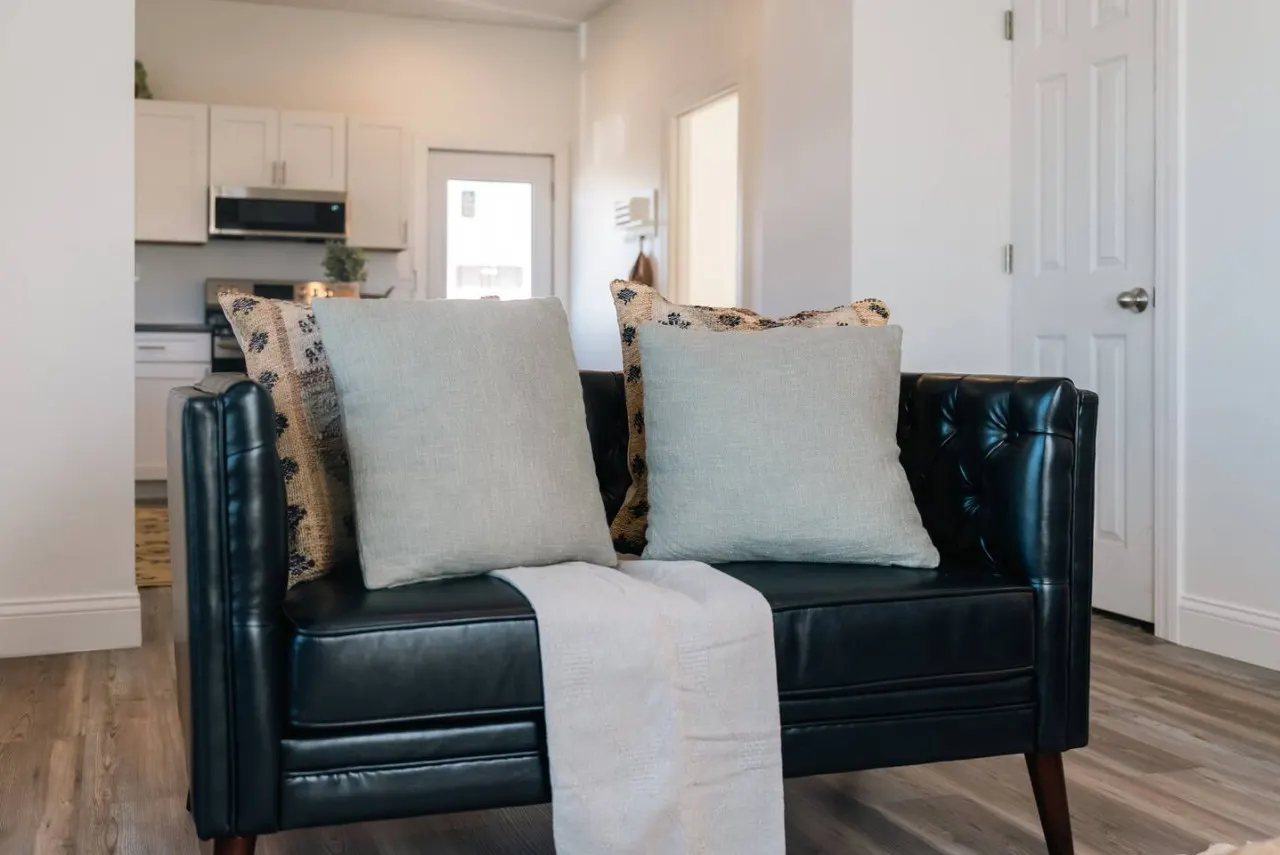 The Cozy Corner - A 2BR Retreat 13