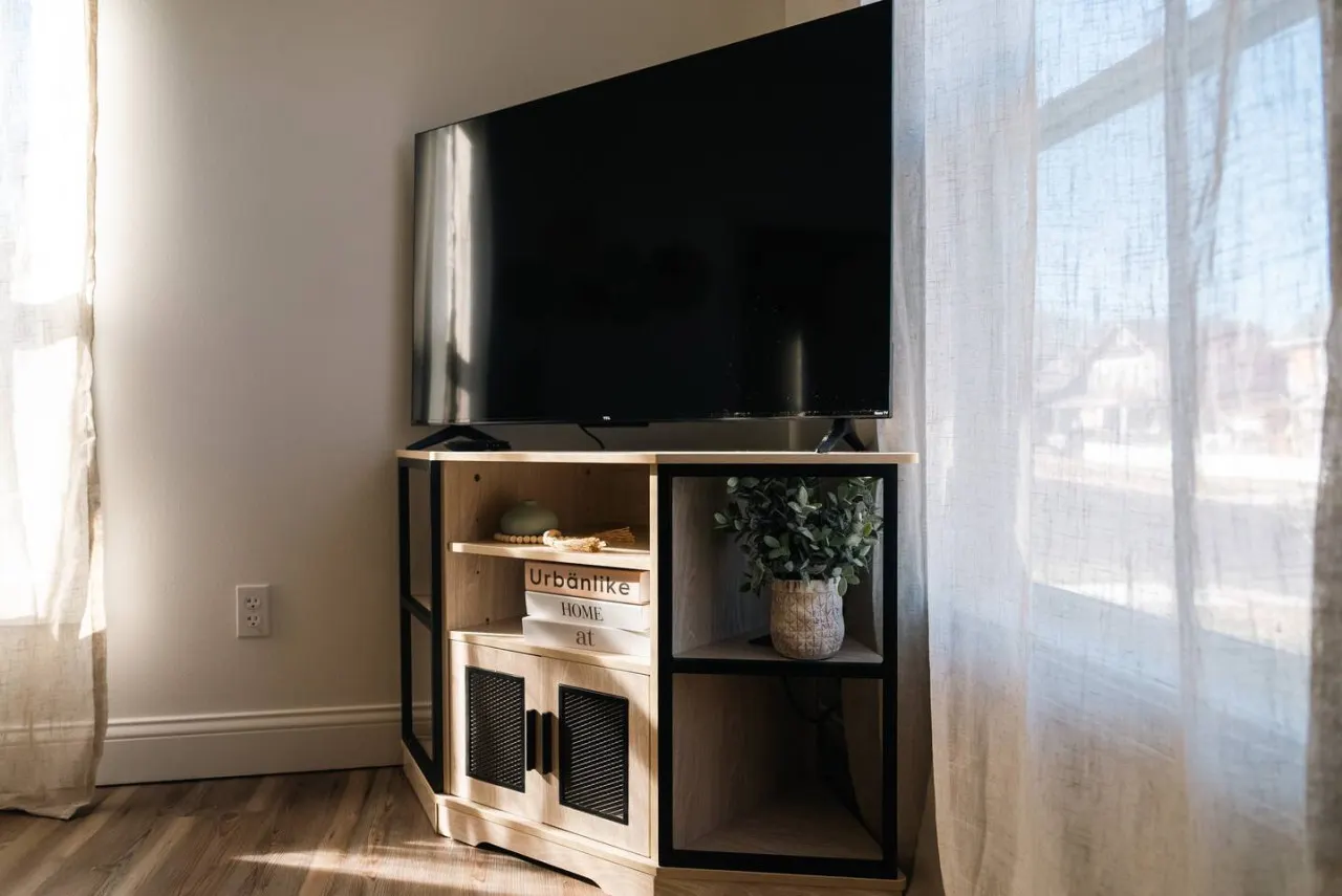 The Cozy Corner - A 2BR Retreat 14
