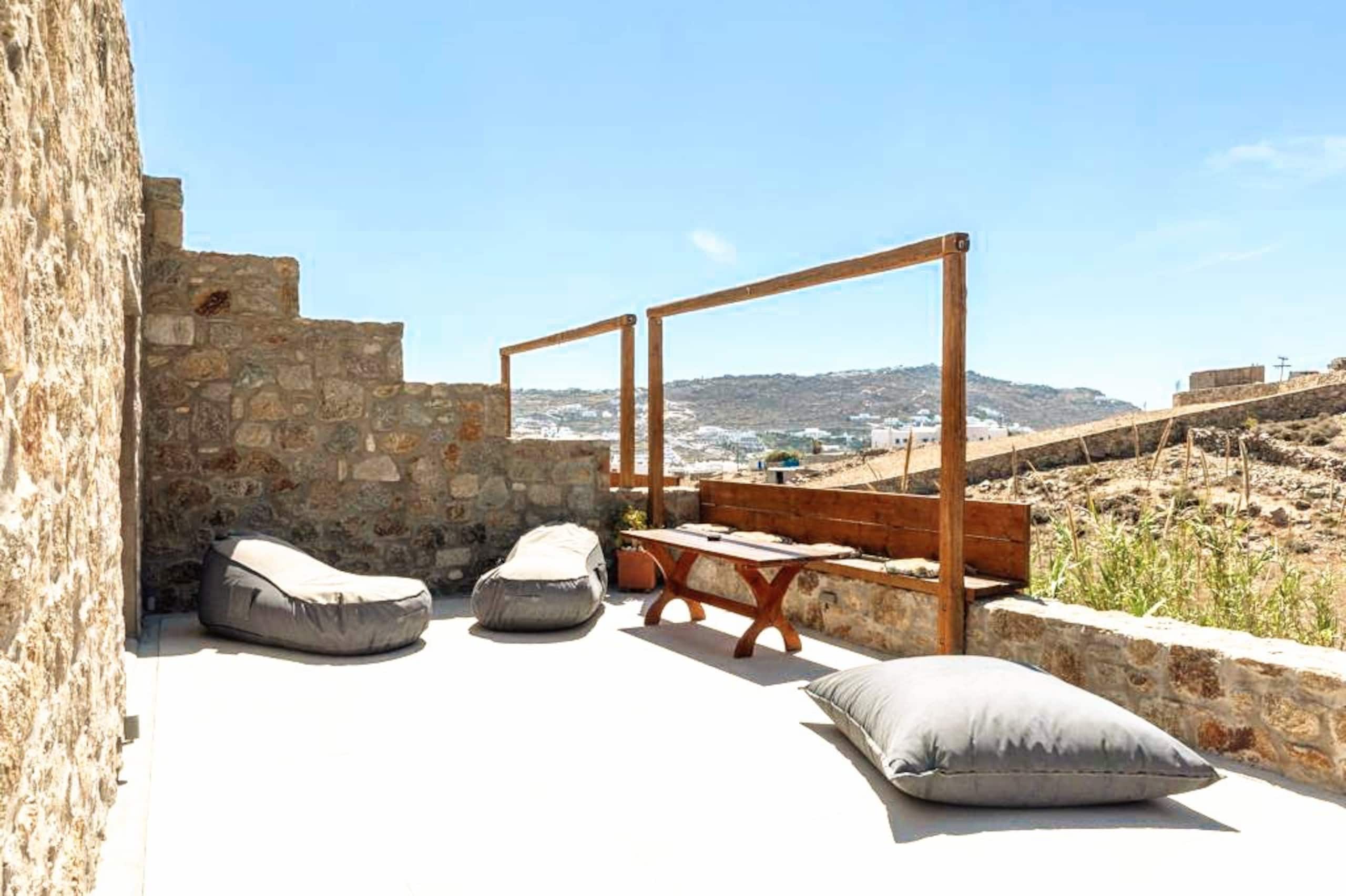 IKADE Mykonos II, 2 BR @ 2 bathrooms