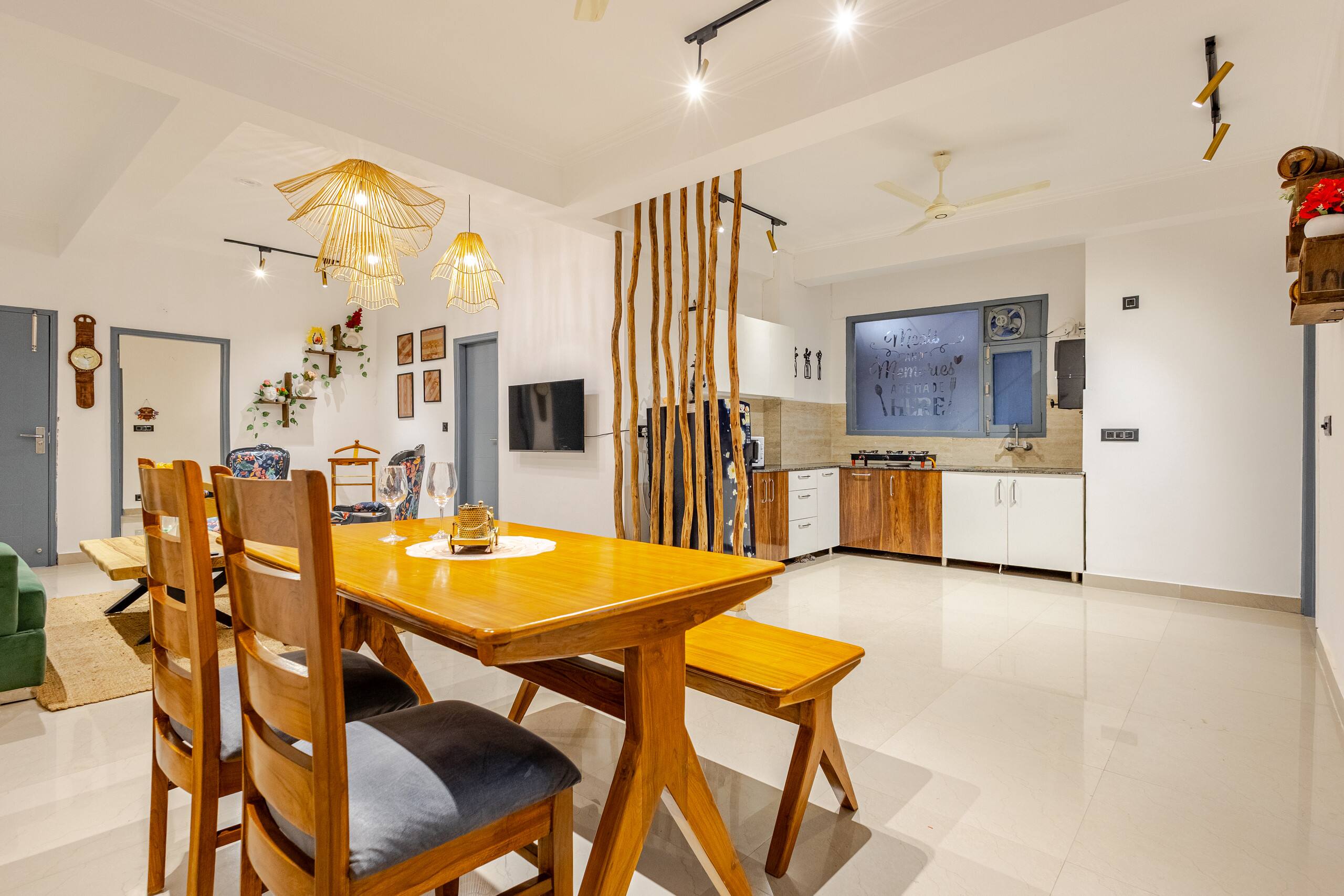 Luxury Villa with Projector Room (Near Kasauli) 32