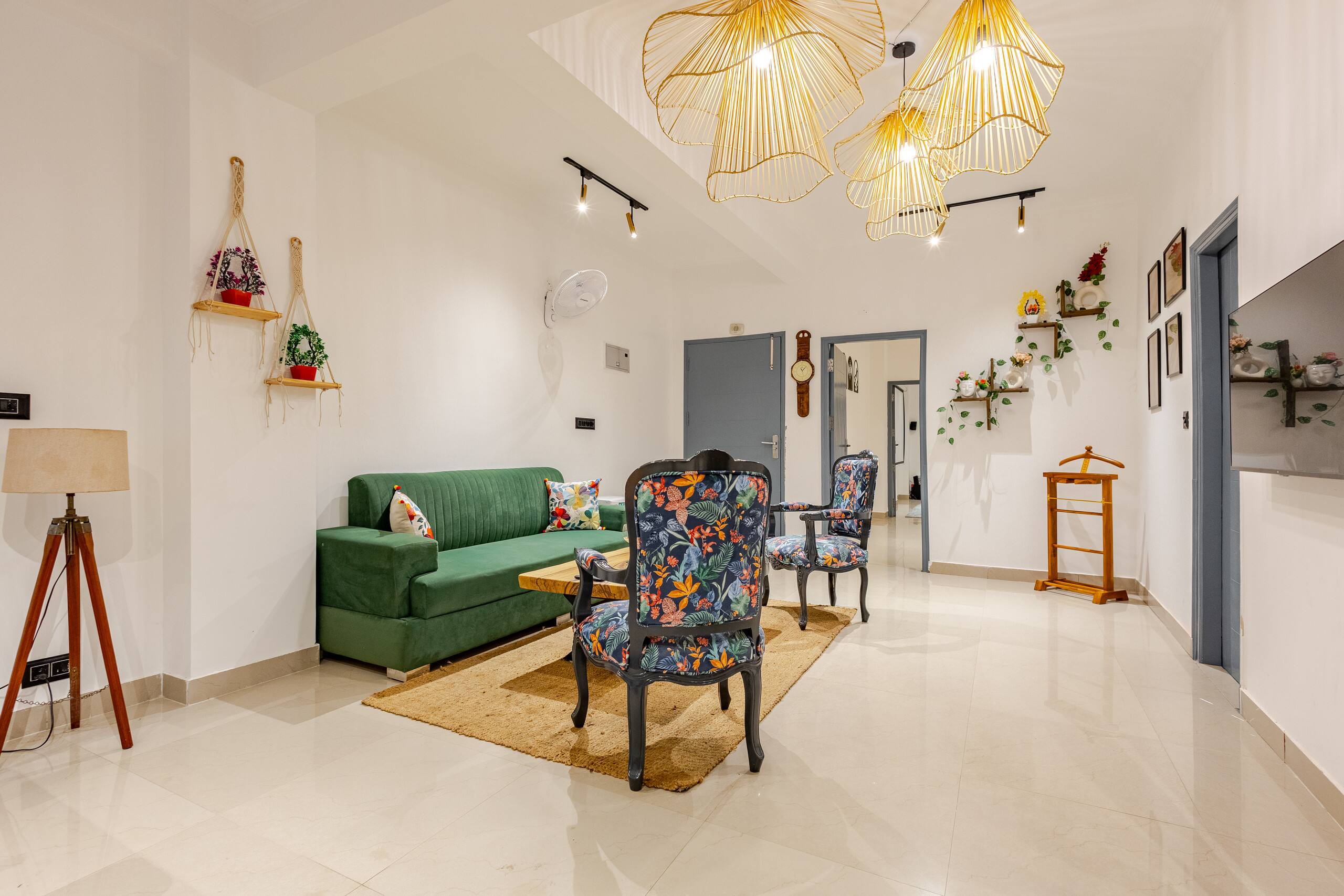 Luxury Villa with Projector Room (Near Kasauli) 15