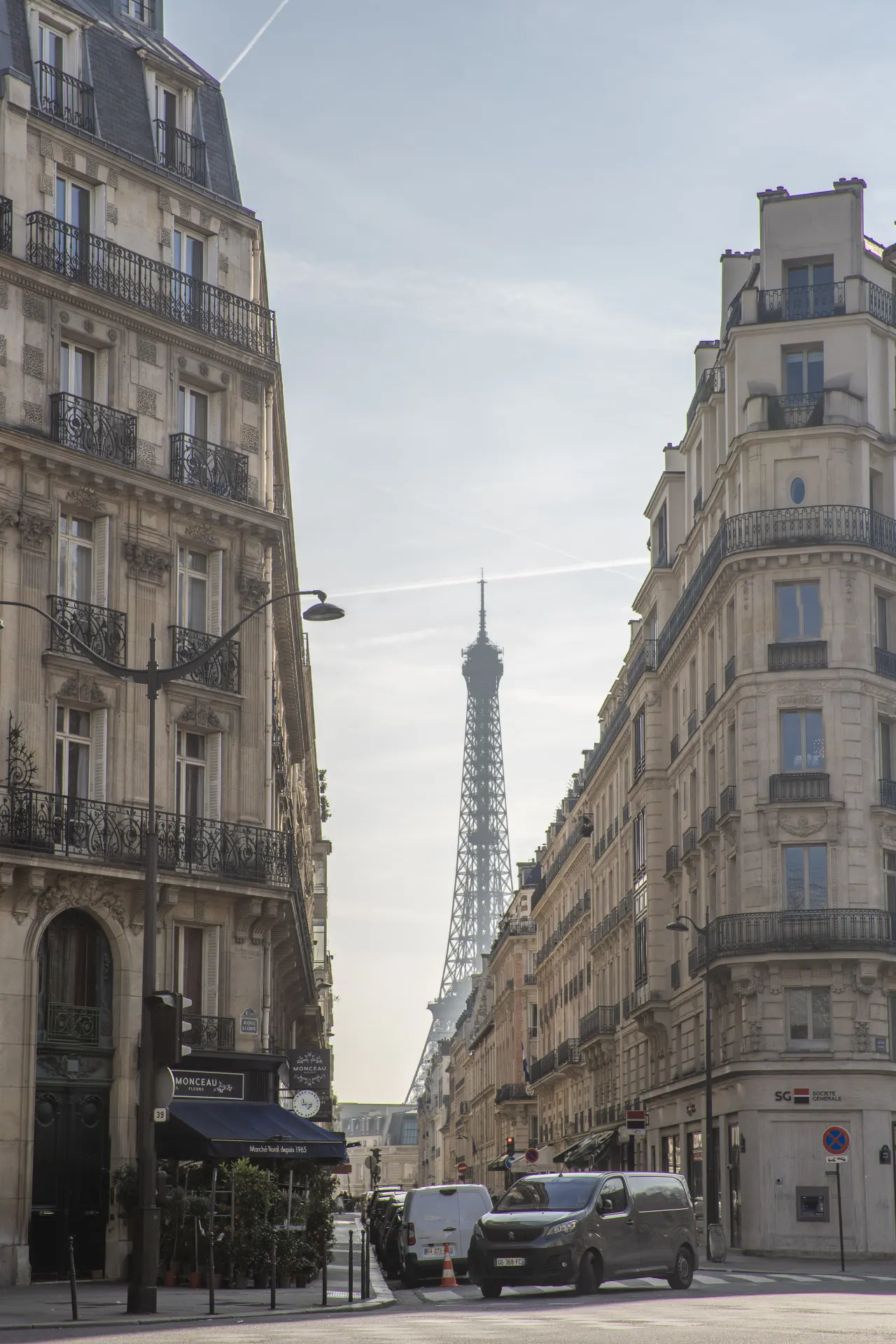 Luxury 4 Bed Residence - Next to Arc de Triomphe 8