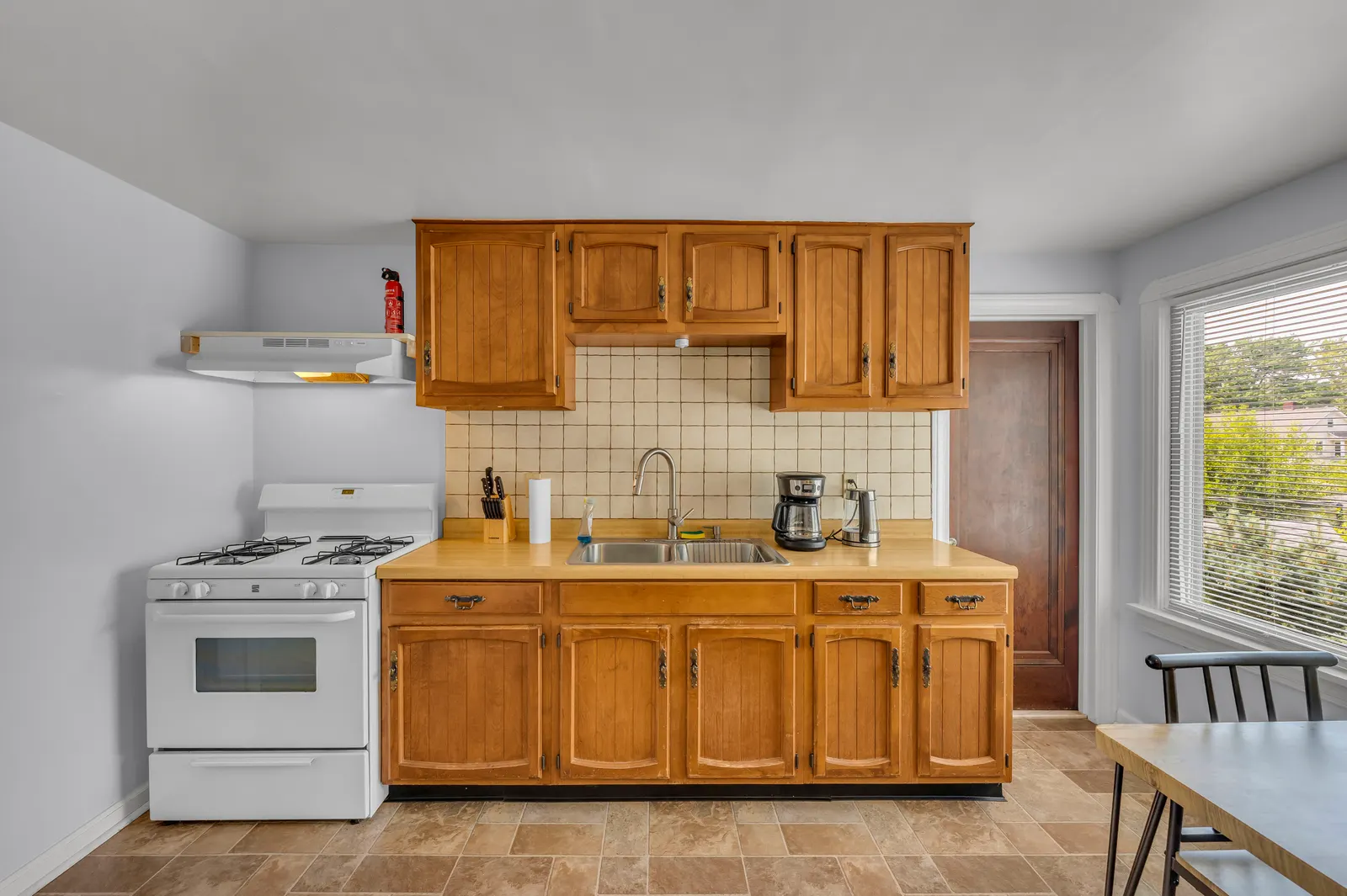 West Park Max 2 Occupants 2nd Floor 1 bedroom apt 2