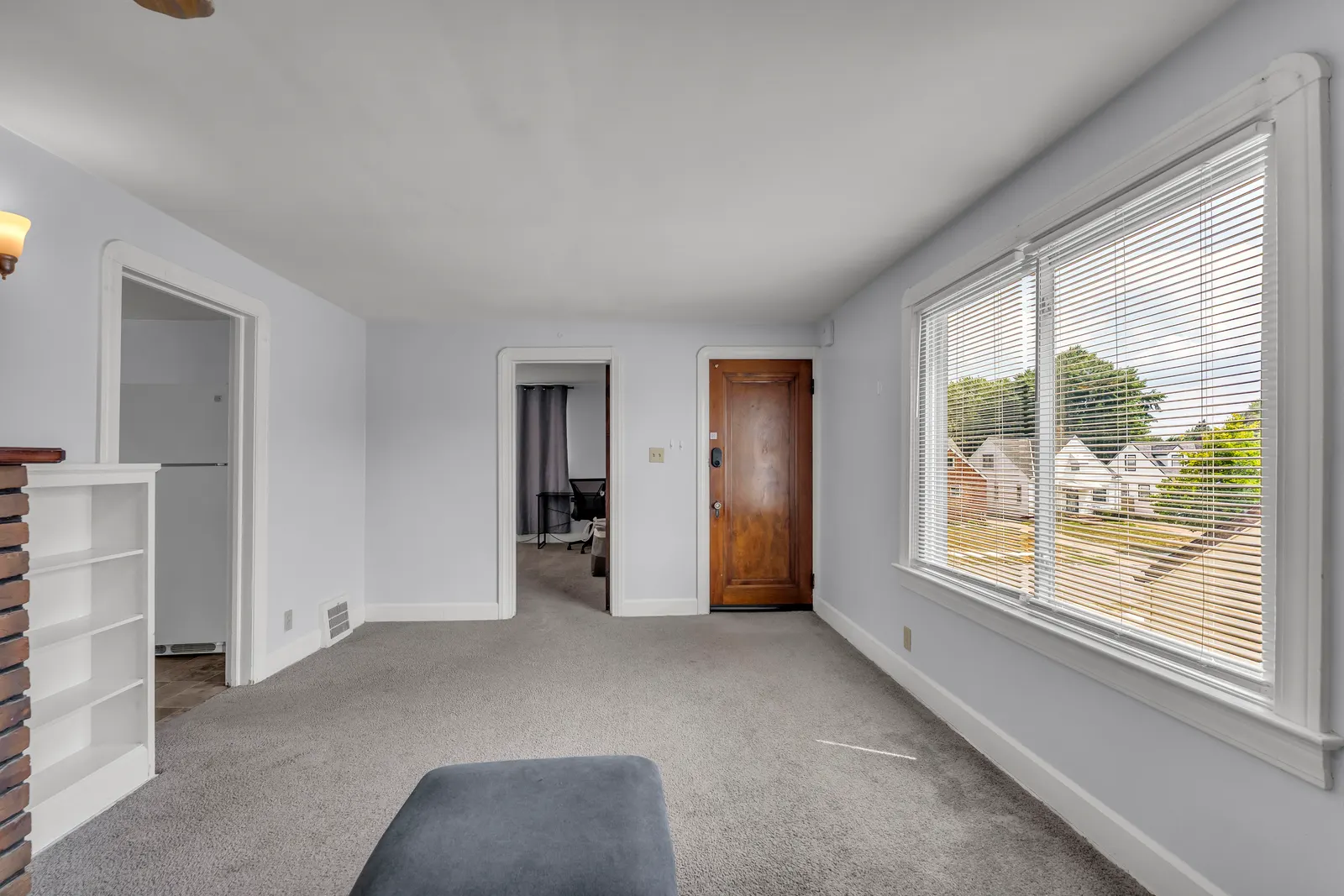 West Park Max 2 Occupants 2nd Floor 1 bedroom apt 14