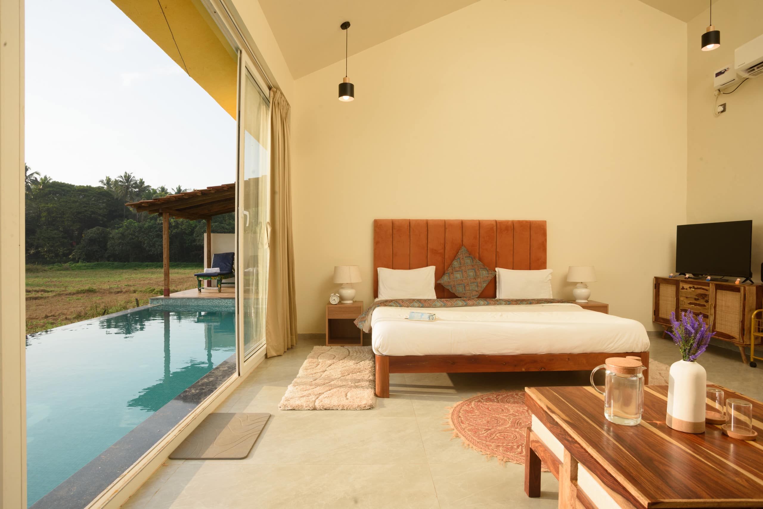 La Luxo Infinity Pool Room 5 mins @ Anjuna Beach 9