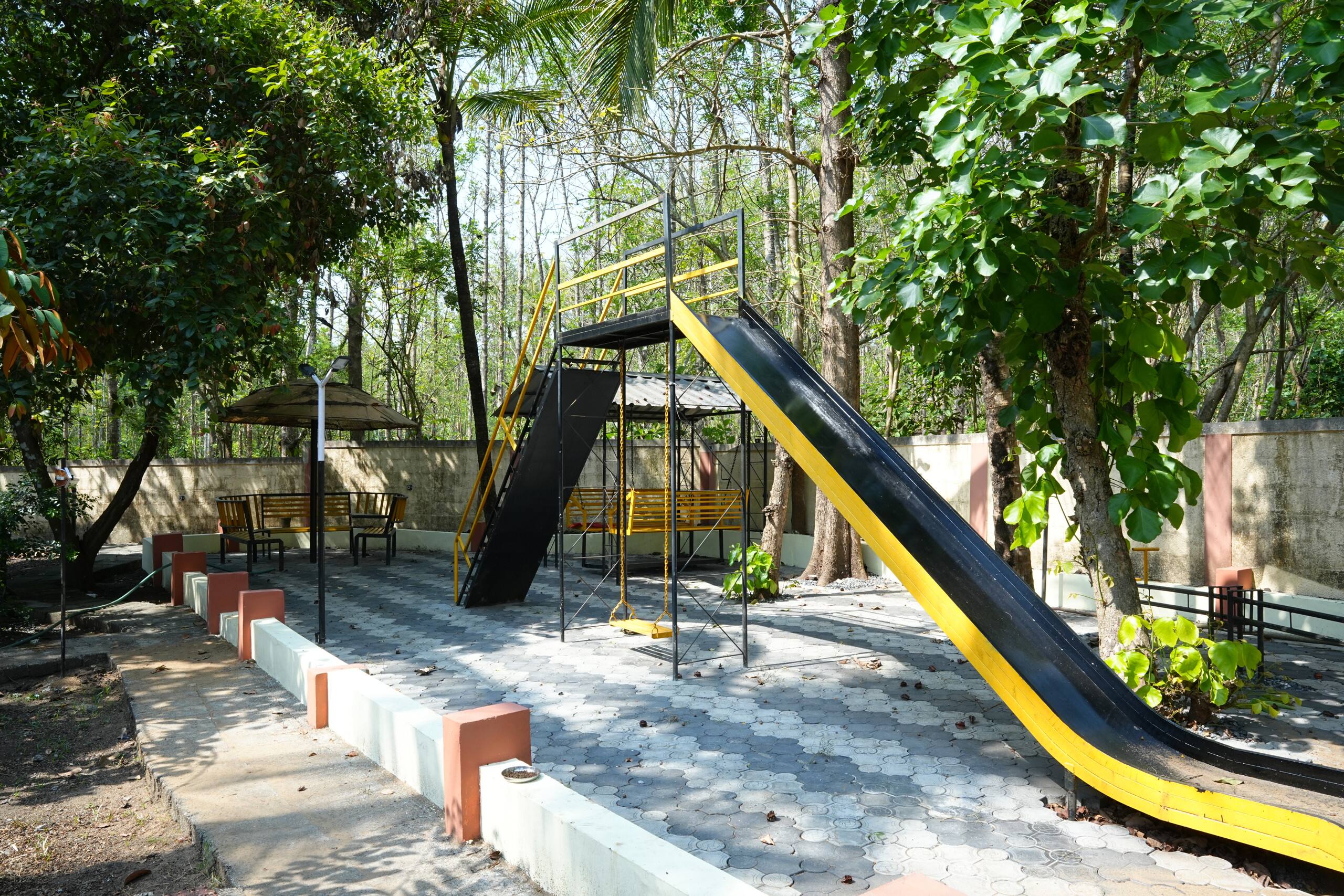 Deluxe Cottage with Breakfast at Kaivalyam 38