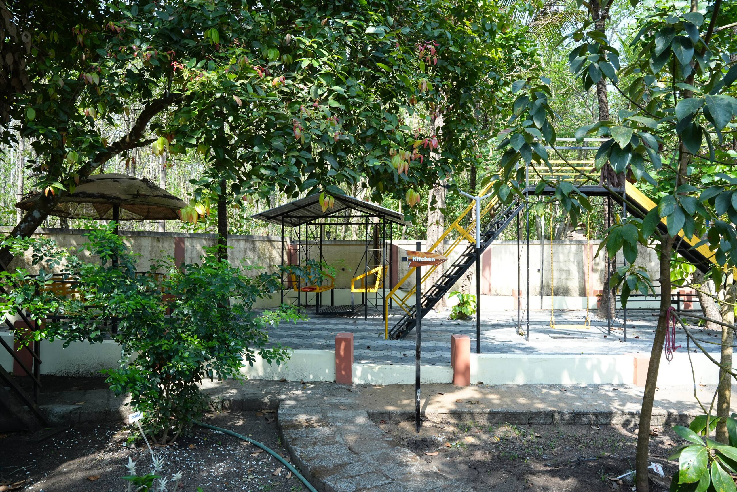 Deluxe Cottage with Breakfast at Kaivalyam 36