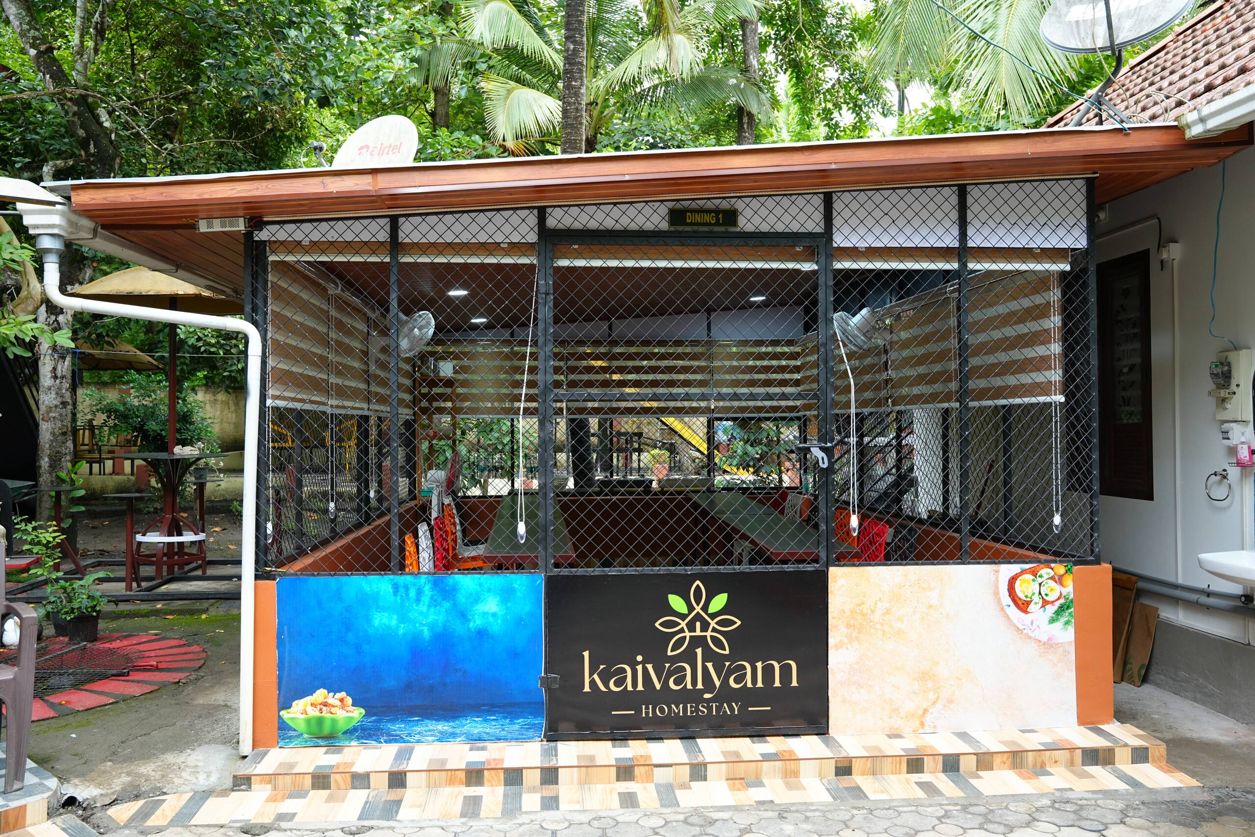 Deluxe Cottage with Breakfast at Kaivalyam 21