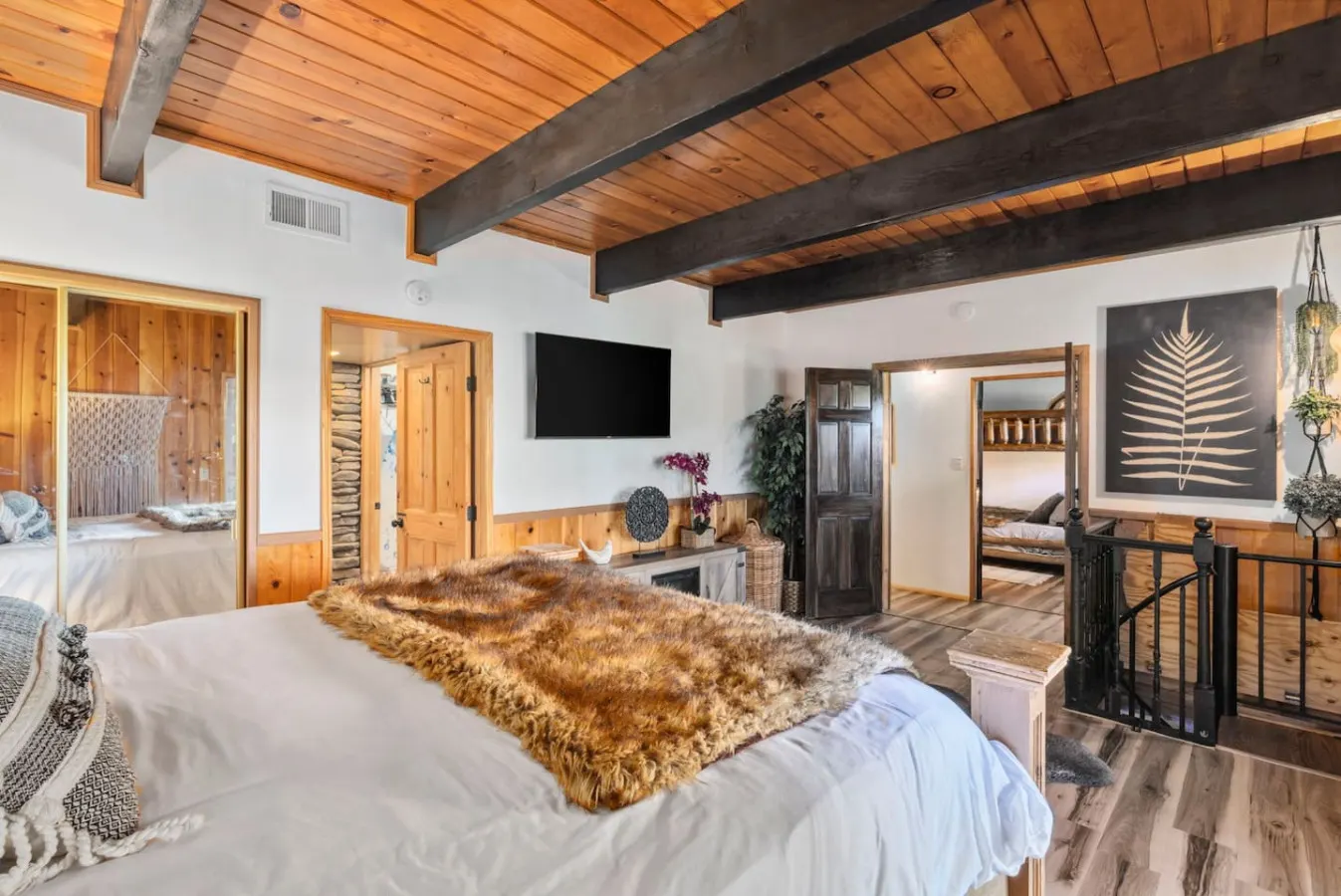 A Frame Slope Chalet Mountain Views and Hot Tub 18