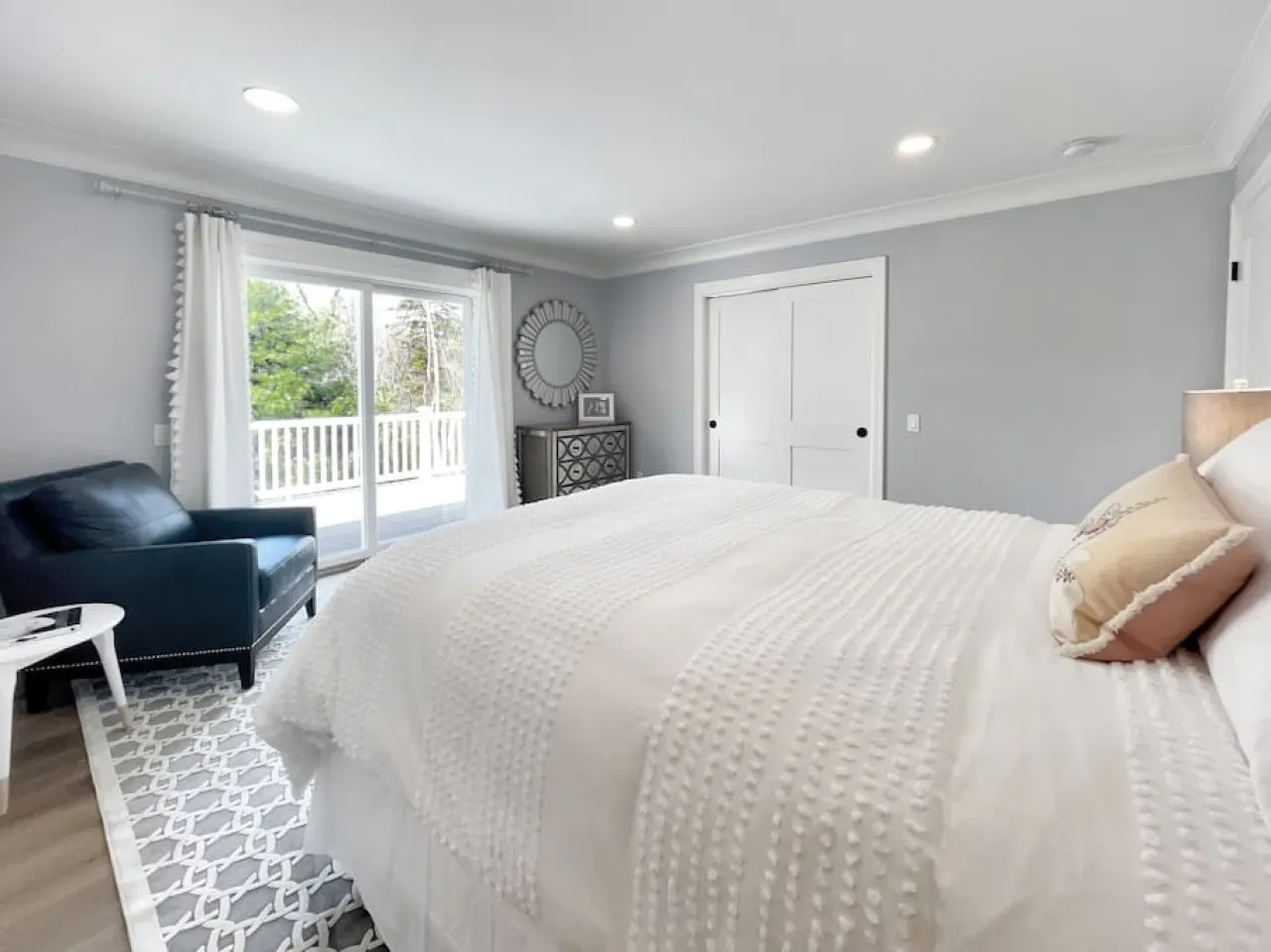 New Construction Modern Luxury Retreat w 6 Beds 20