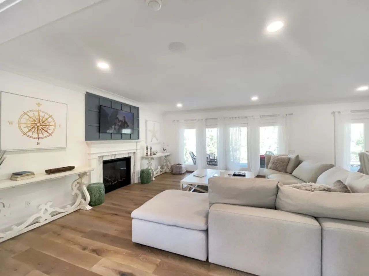 New Construction Modern Luxury Retreat w 6 Beds 7