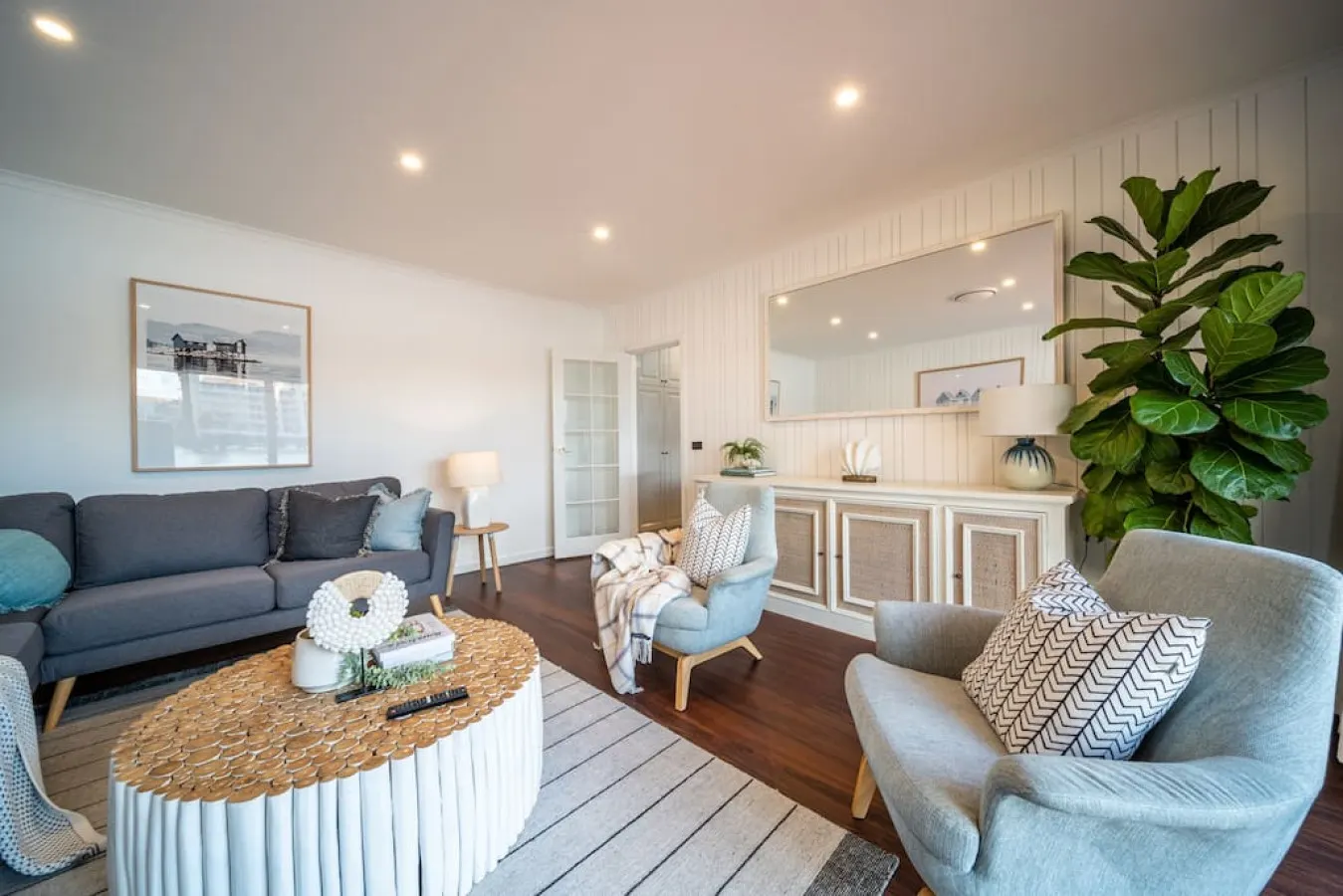 La Brisa—Waterfront Retreat between Lake & Coast 7