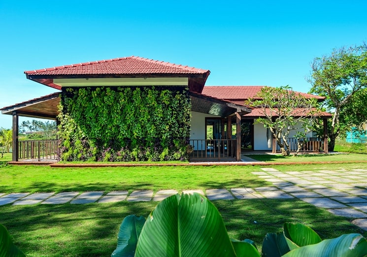 Balinese Villa With Private Pool in Benaulim 16