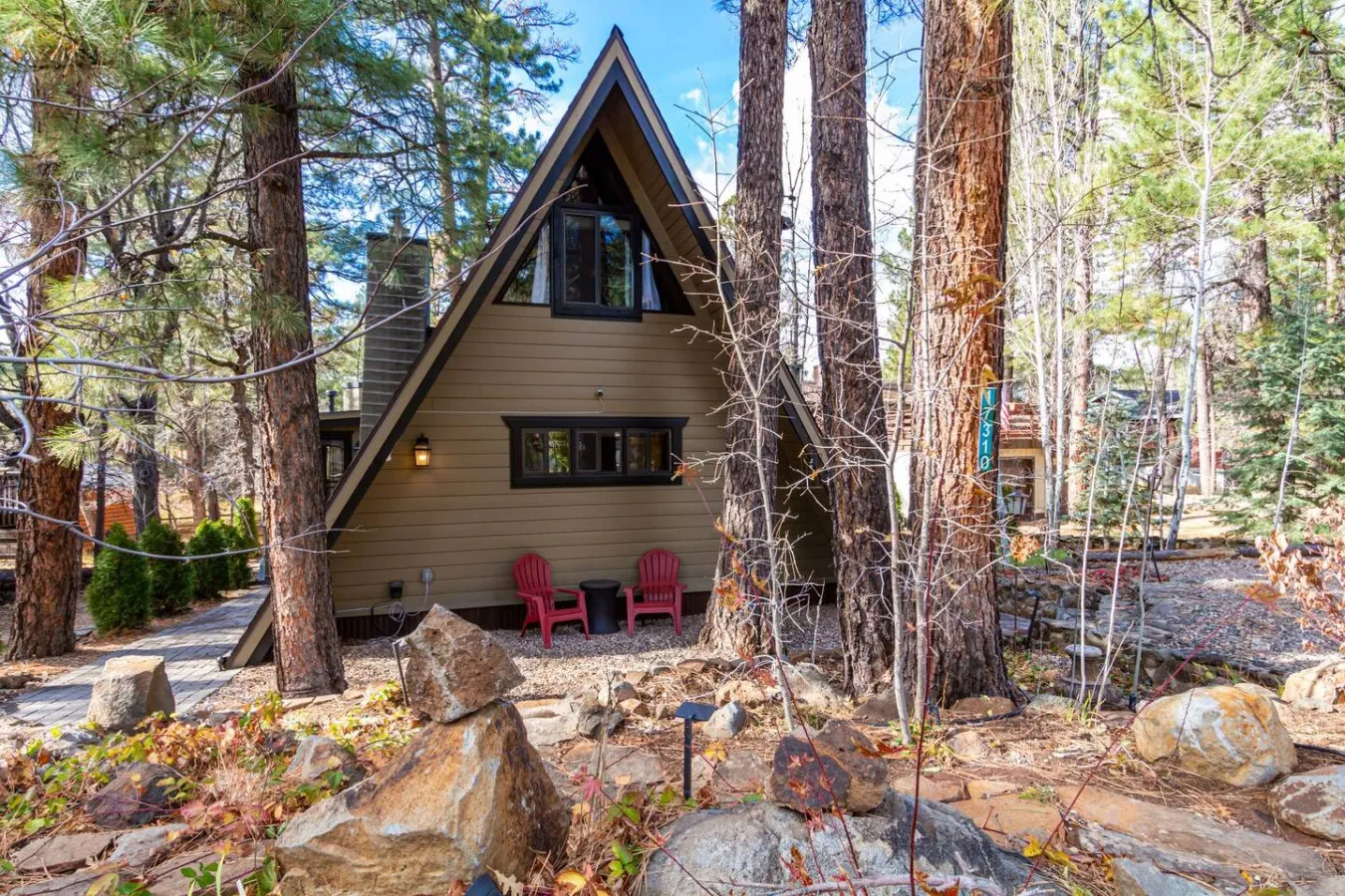 A-Frame Cabin in the Pines - The Ponderosa Hideout 5