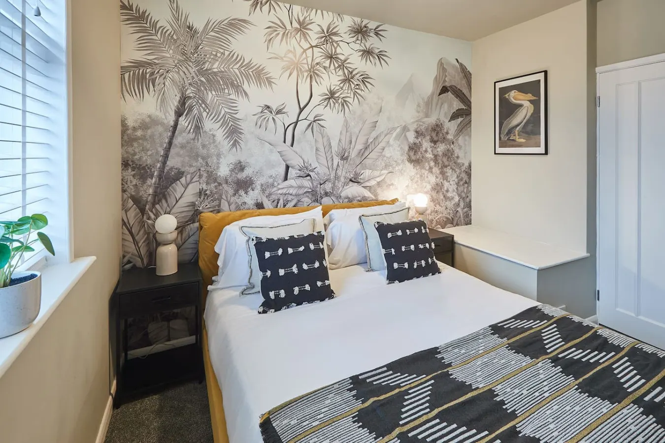 Cosy Coastal Apartment 1 16