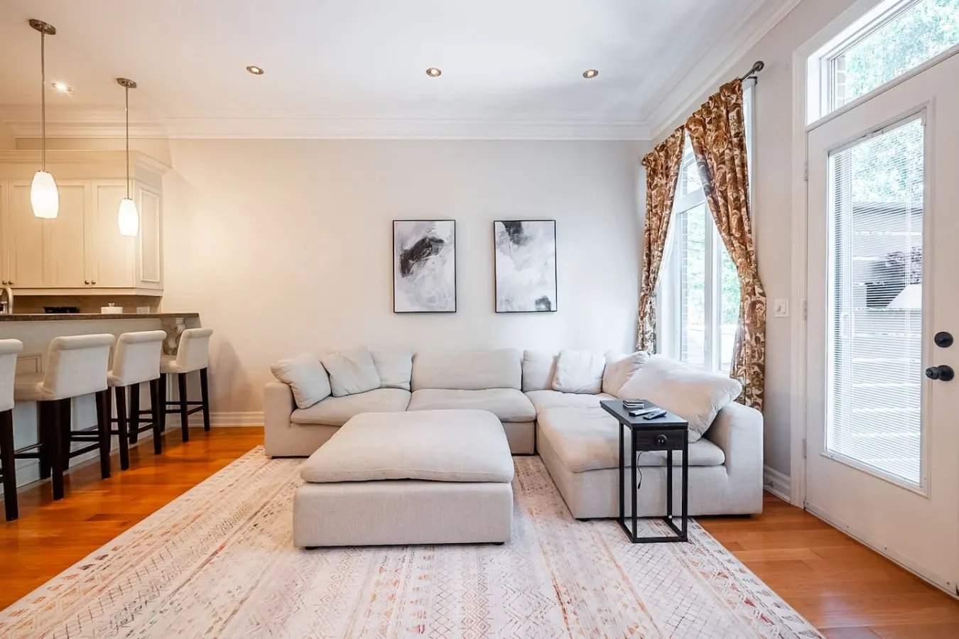 Beautiful Family-Friendly 3BR House W/ Parking 12