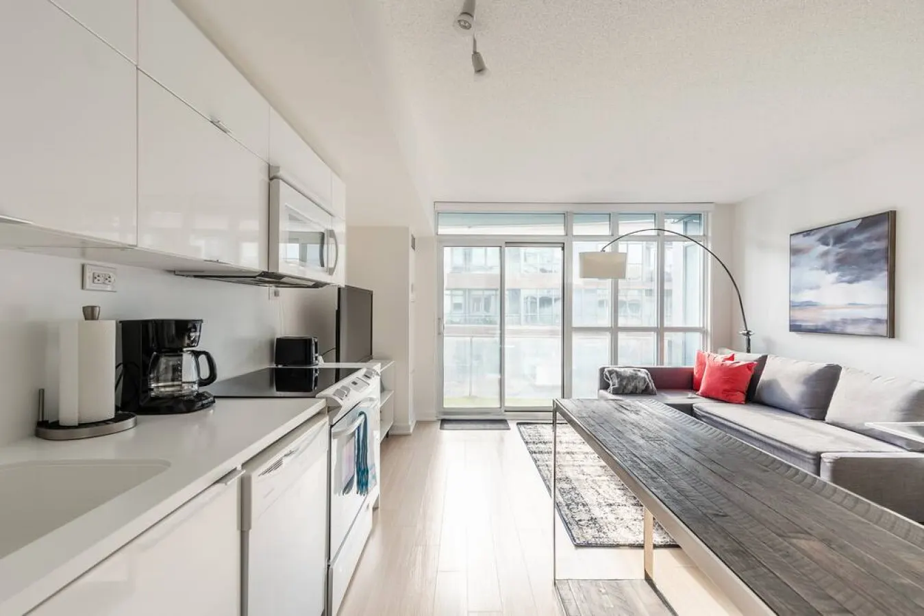 Bright Modern 1BR Walk Everywhere Sleeps 4 16