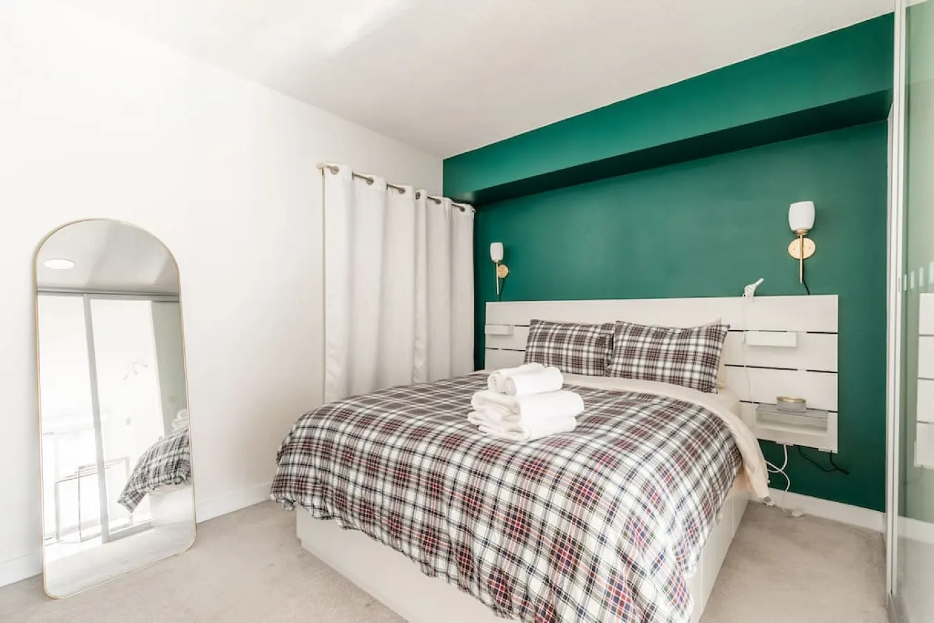Bright Modern 1BR Walk Everywhere Sleeps 4 6