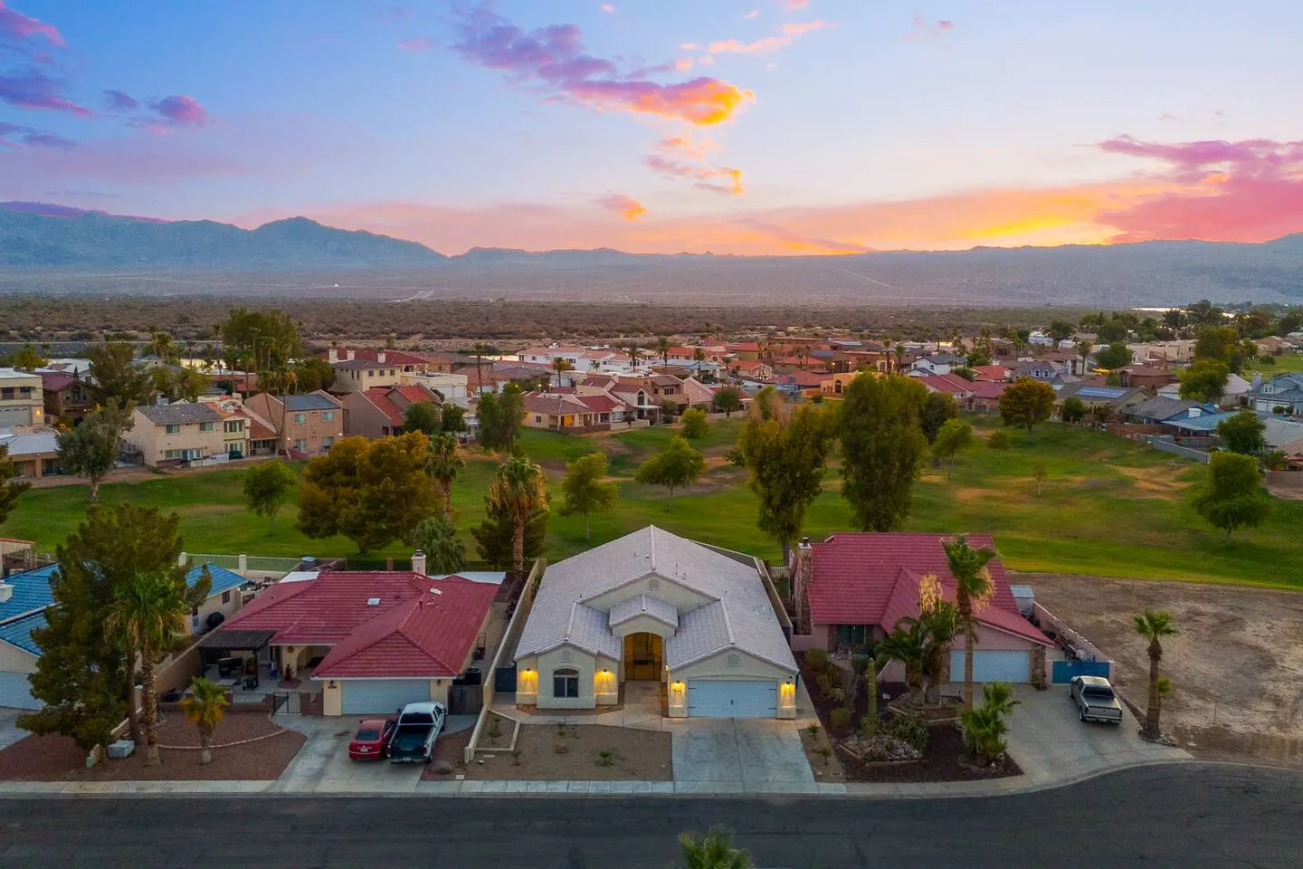 Epic Mid-Century | Sleeps 12 | Pool | Views — photo 5