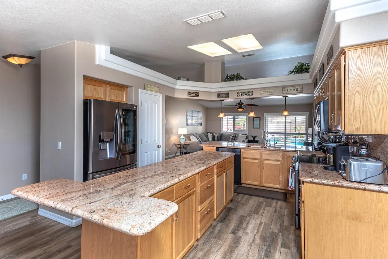Havasu Tropics - Pool, Spa, Game Room, Sleeps14 11