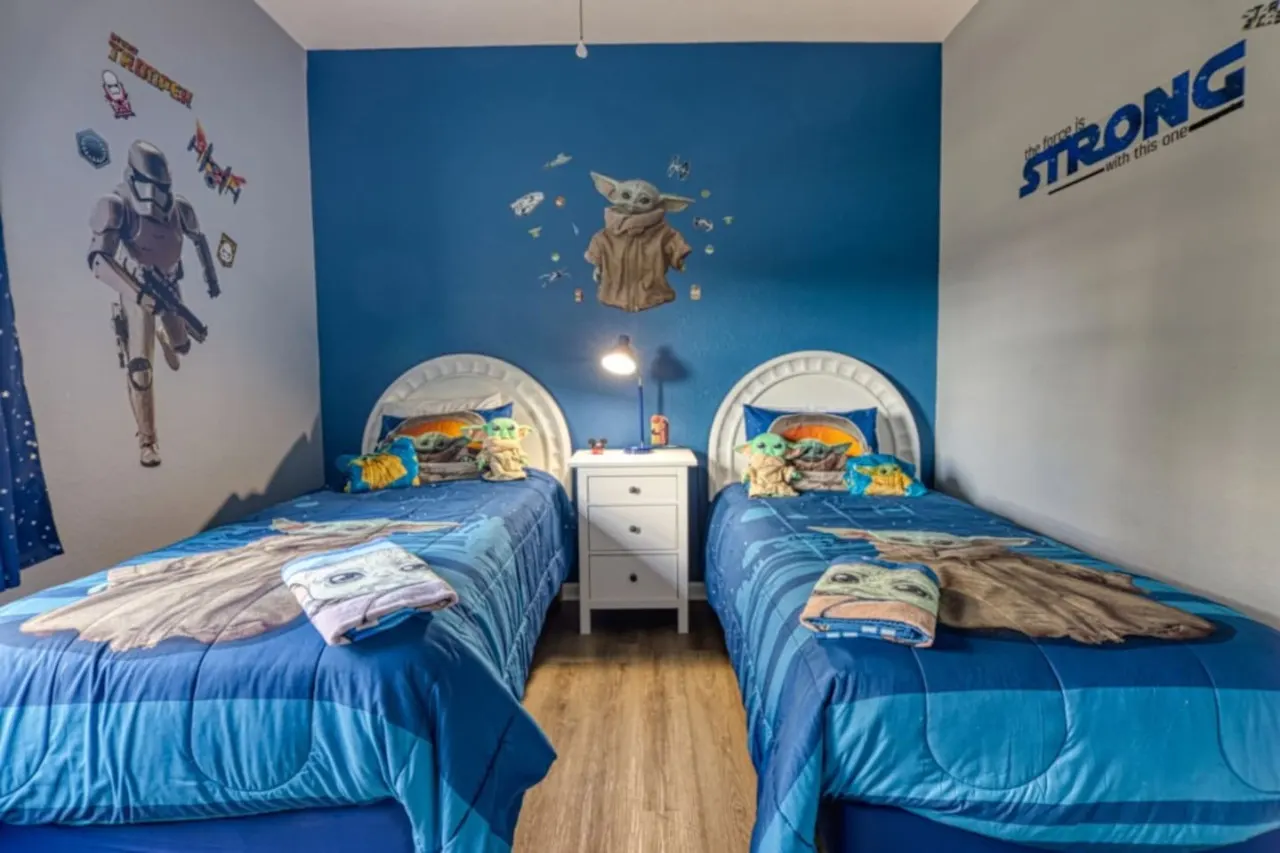 Stylish & Family-Friendly 3-Bedroom Condo Near Disney with Resort Amenities 11